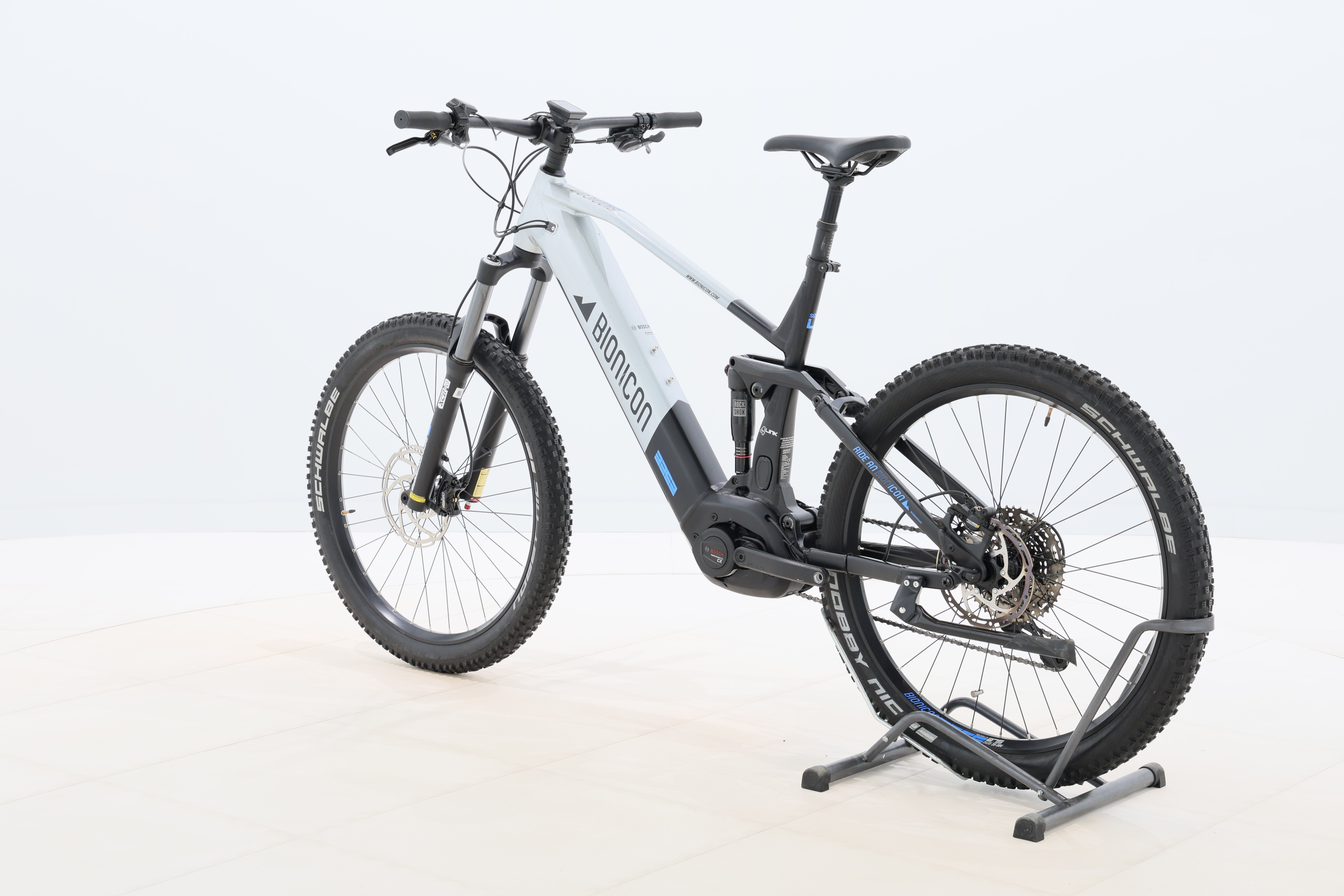 f6382684-26b2-4e15-897f-8c34ec1adf2c