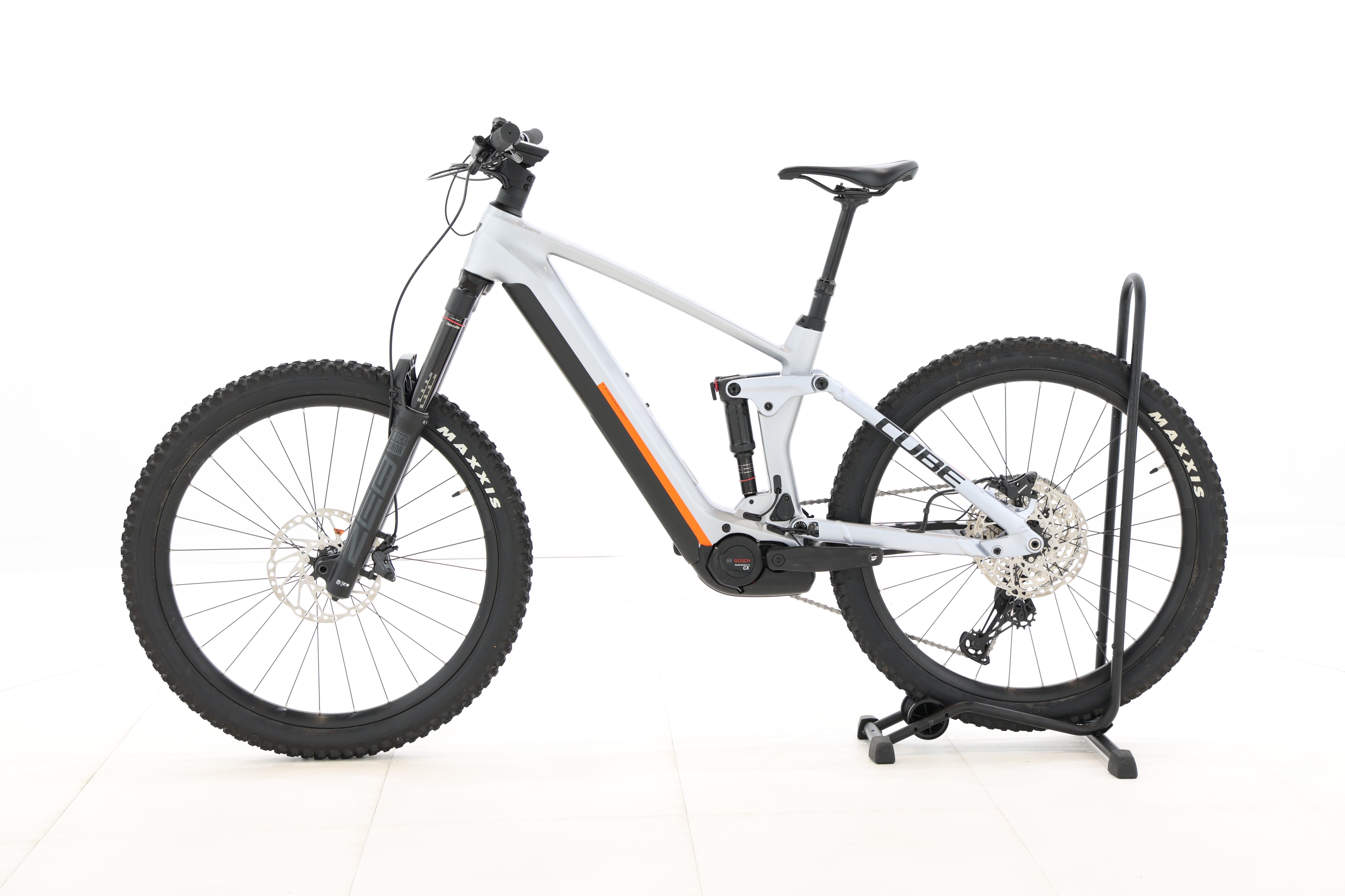 d966dfa4-c5d4-4088-81e2-0ecfe5a55281