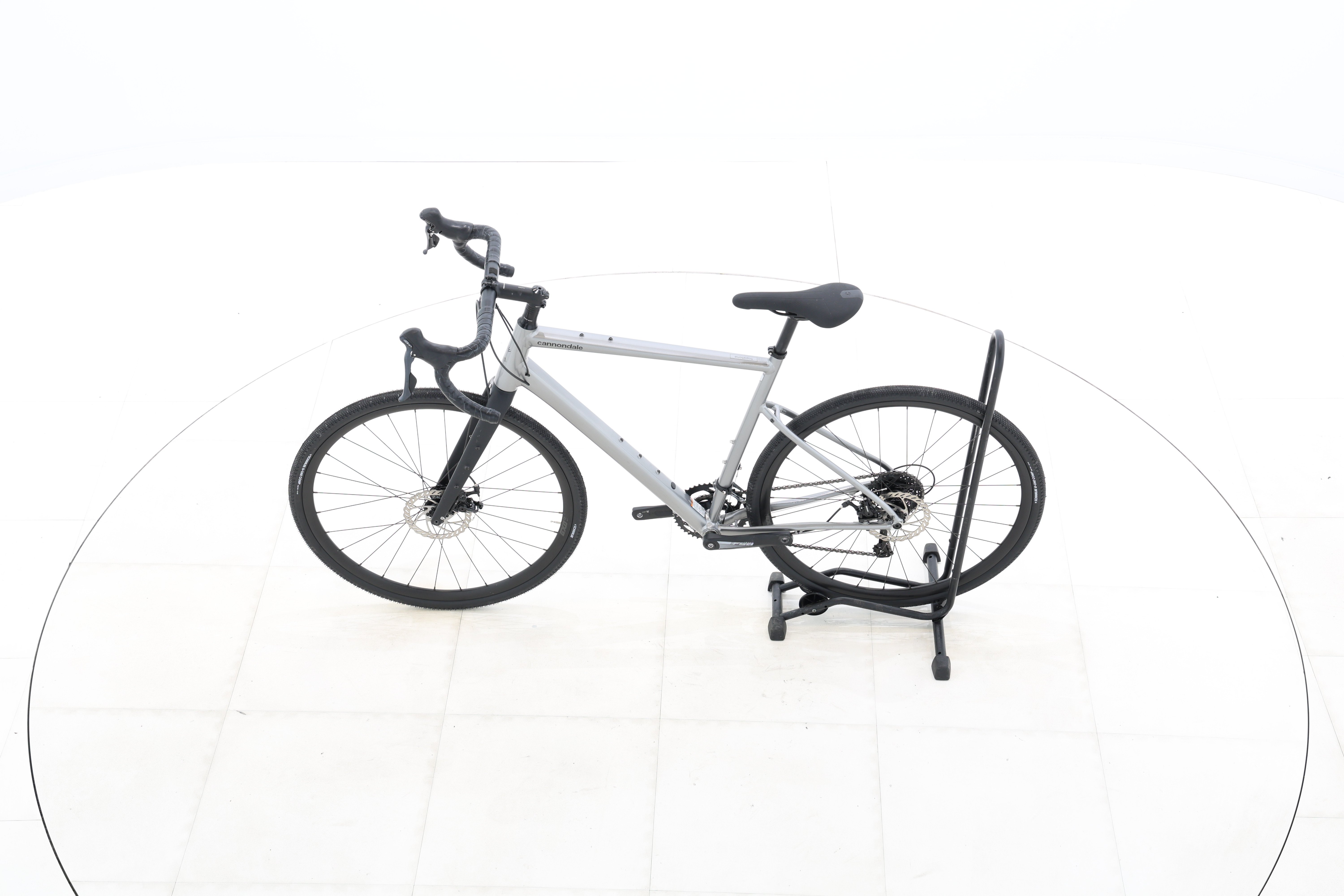 ee5723e1-2581-4cf0-aa33-05e123f555b2