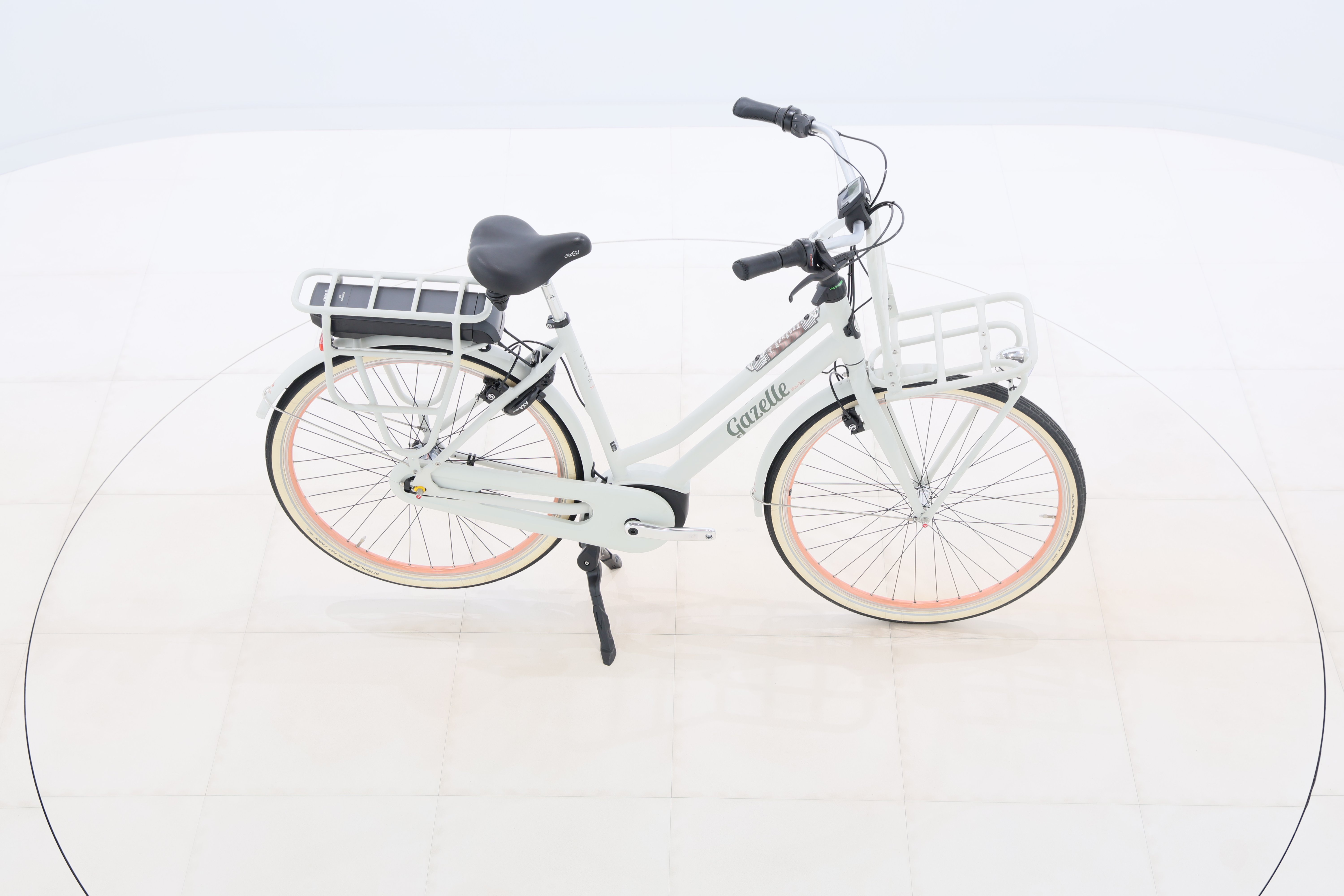 f320aaeb-8e48-4e2e-aa8b-f70b24f43a13