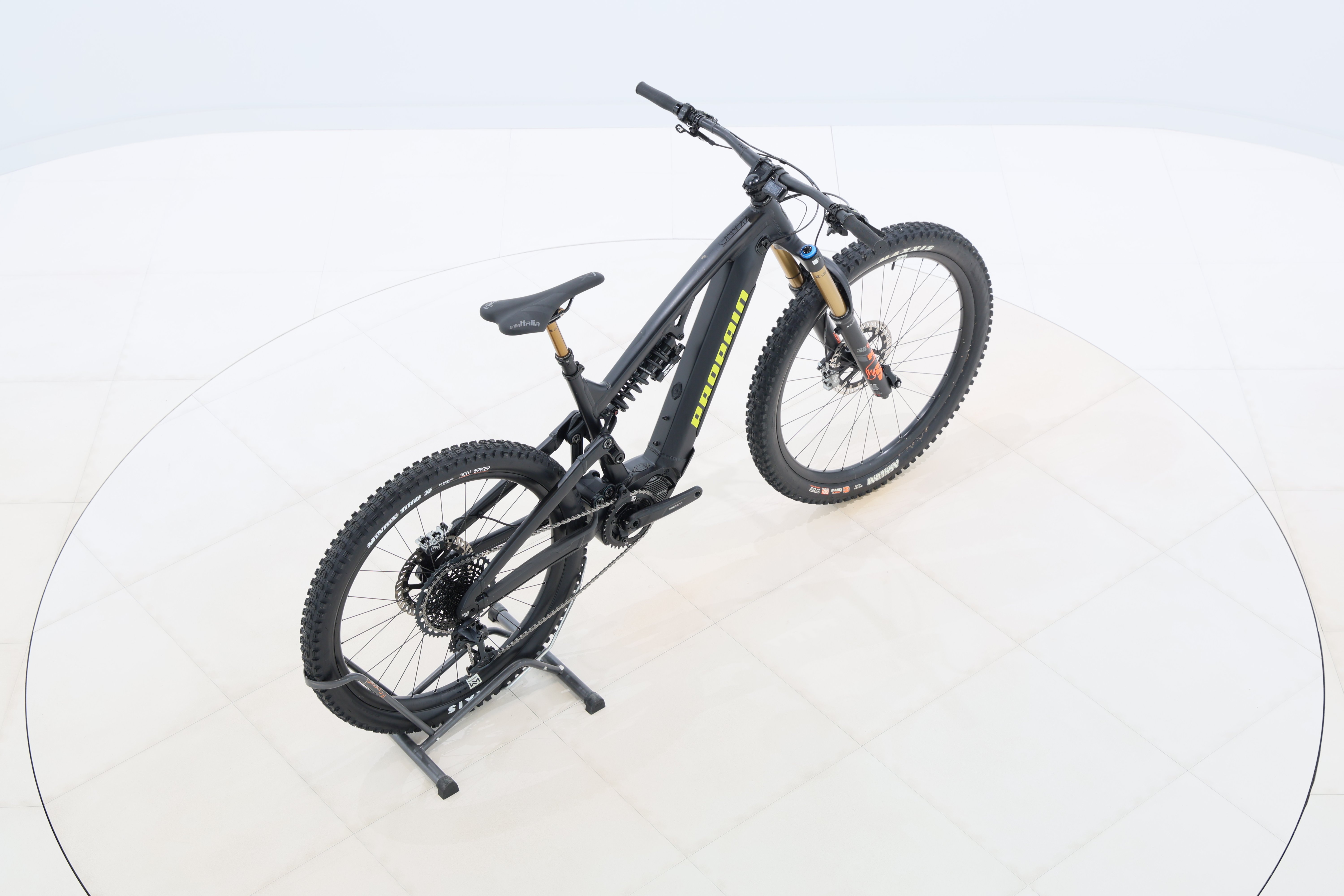 dfb6aa1d-9cbf-4be6-bbb3-d2177c3679f9