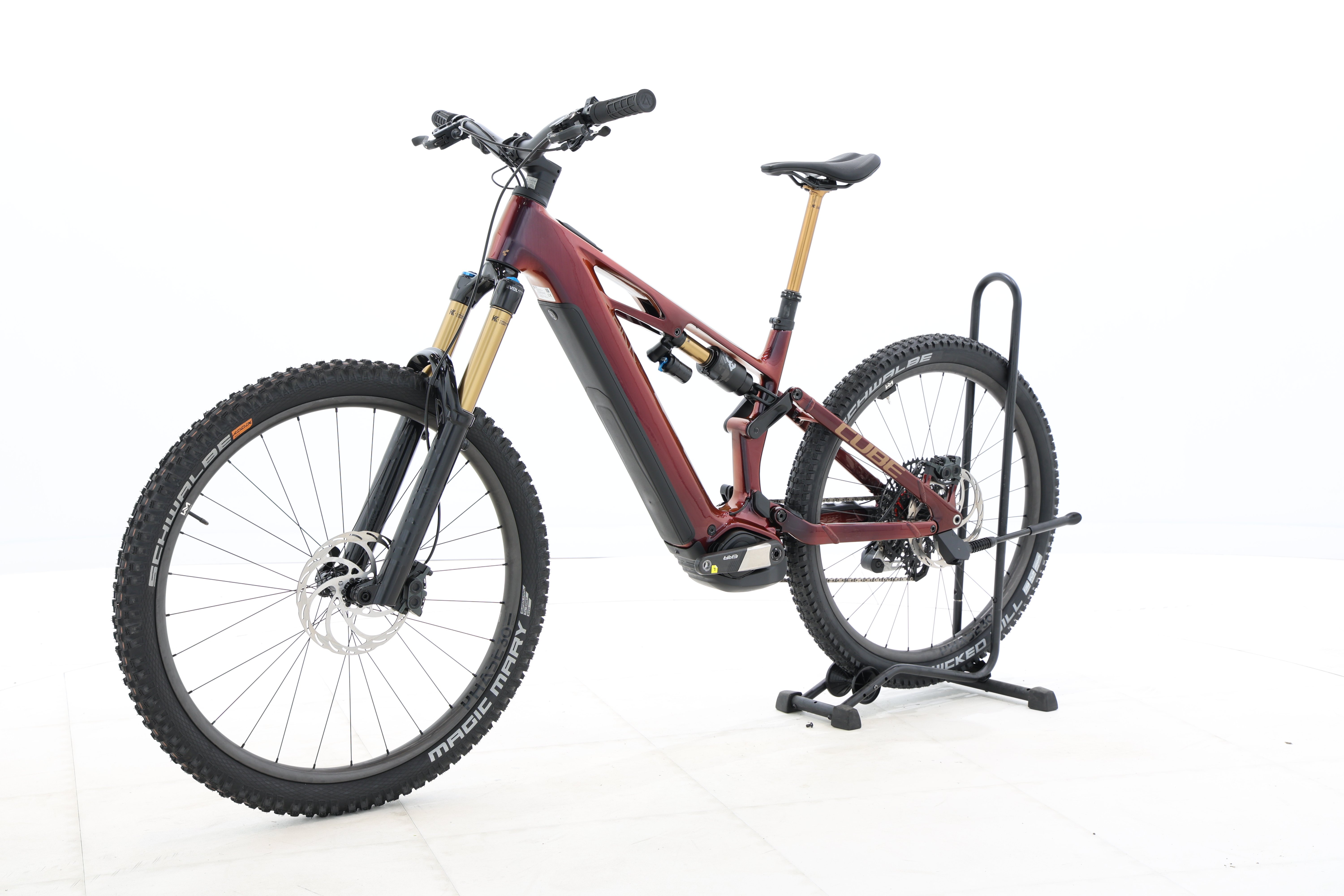 c3c74cfe-55b3-43d5-9960-af0ad5f51642