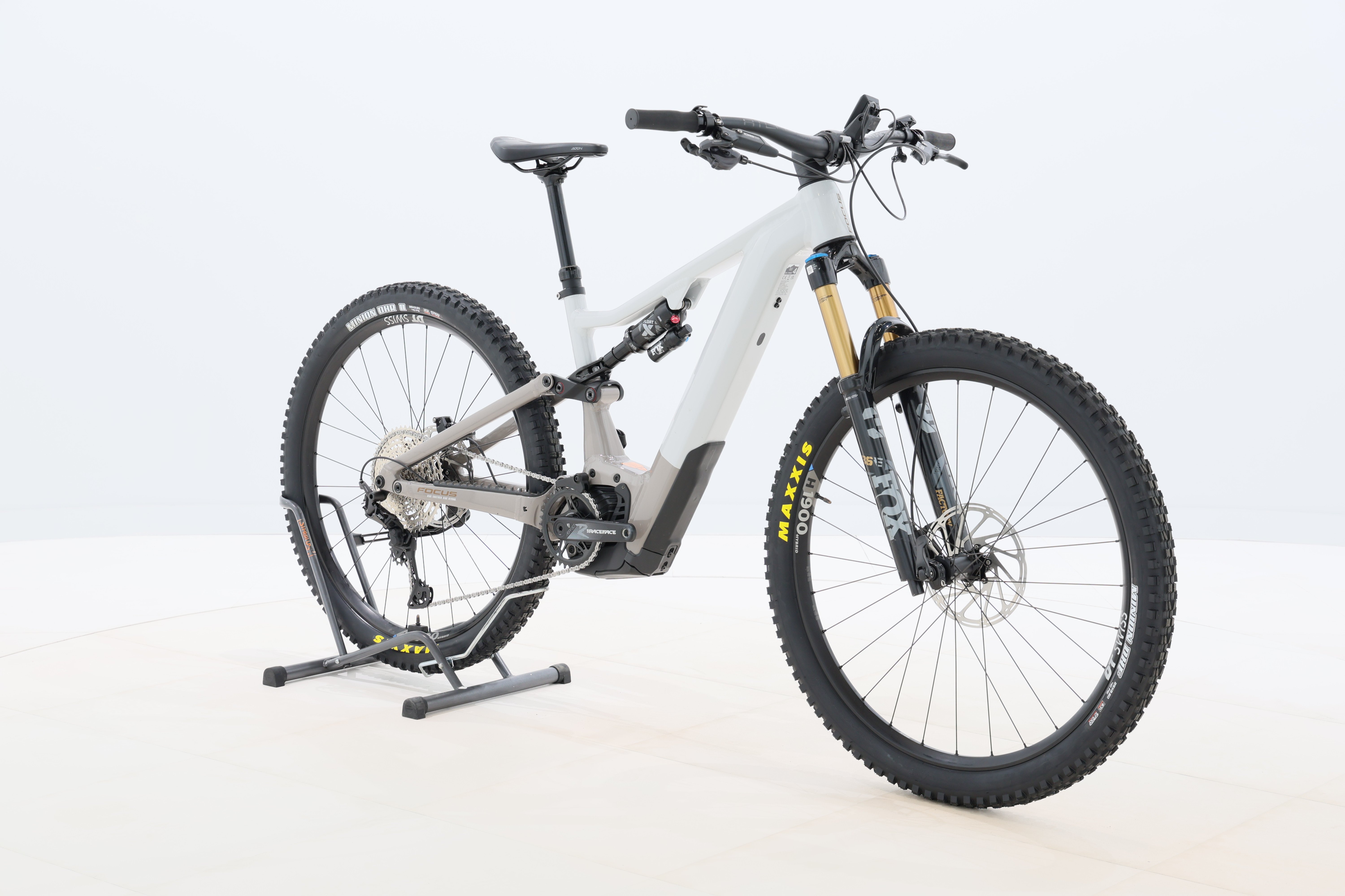 d09b02ad-0406-4da2-a0e9-c732317555b0