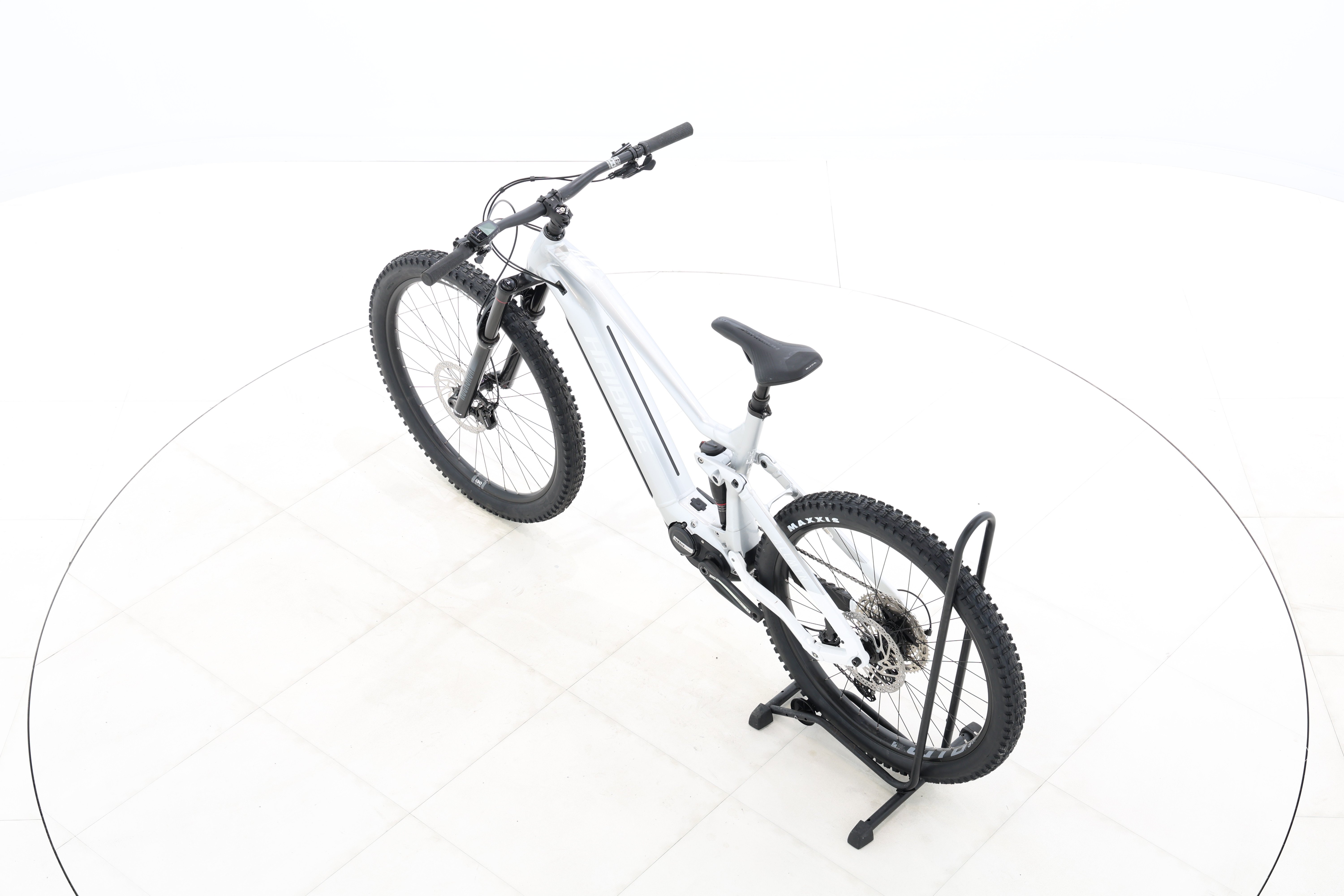 bb1d823a-12b7-41e3-8cf2-786c56c4e31c