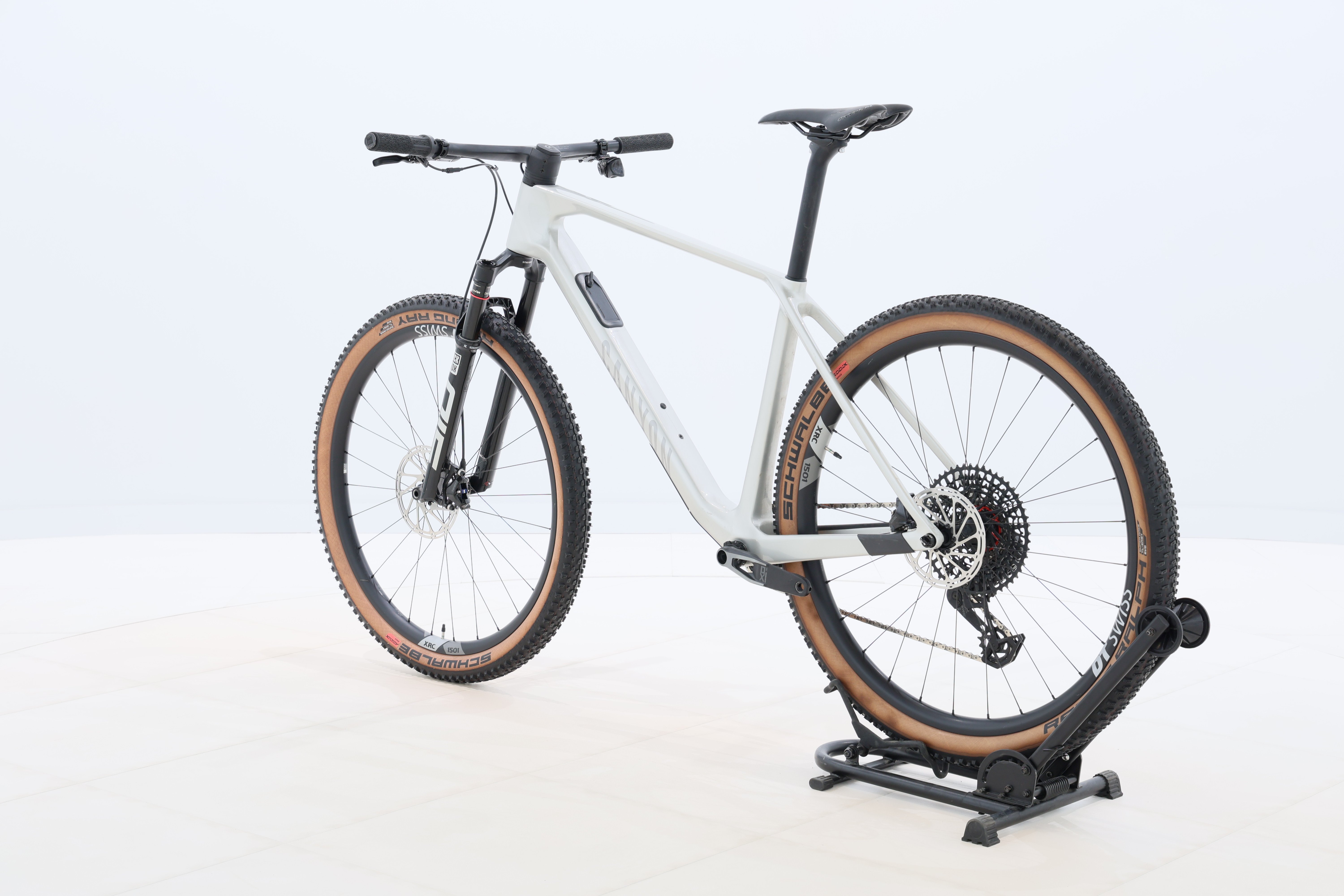 04065930-b978-4404-8358-79d0faba7242