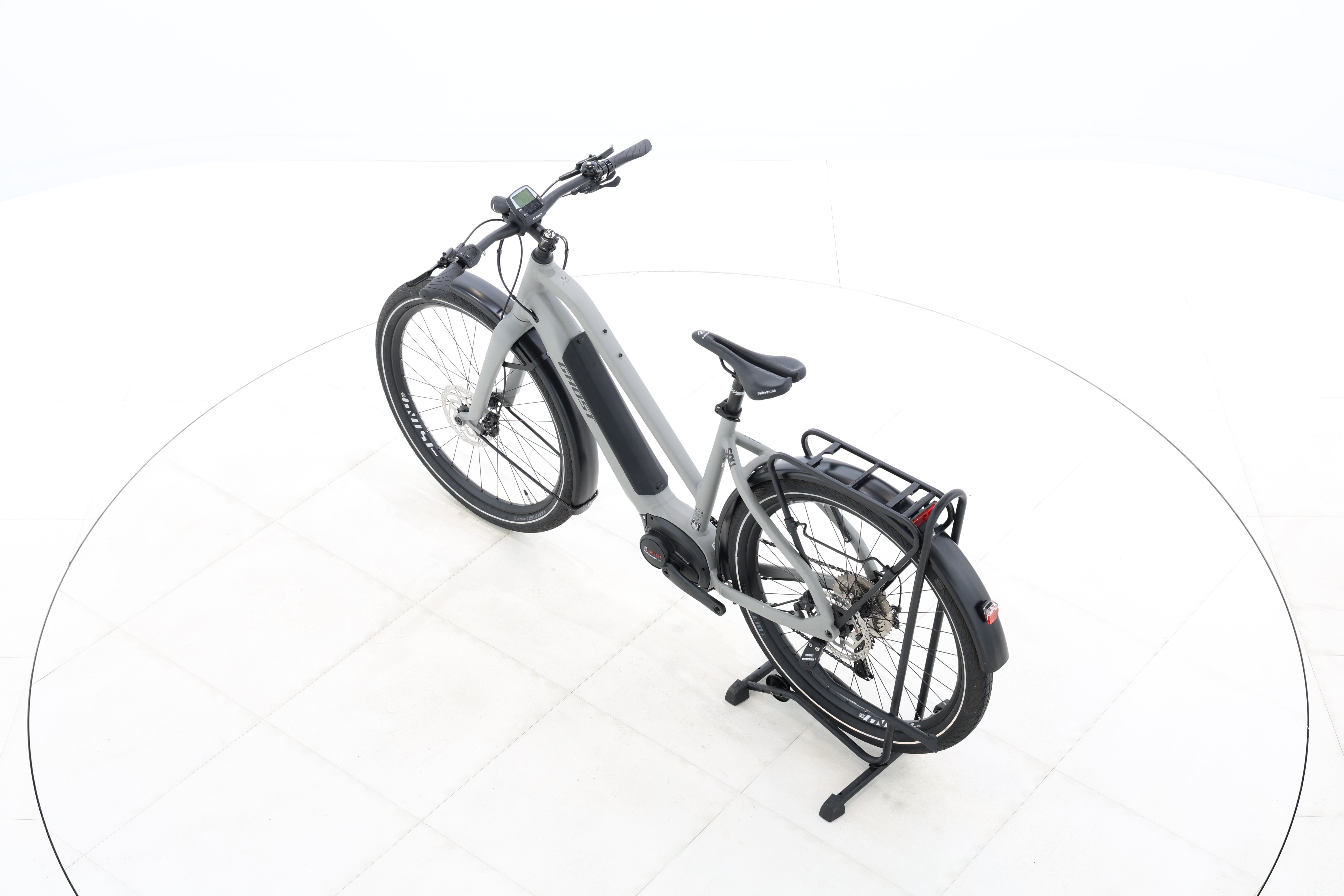 e983a4d9-074b-442e-990f-5918de71f752