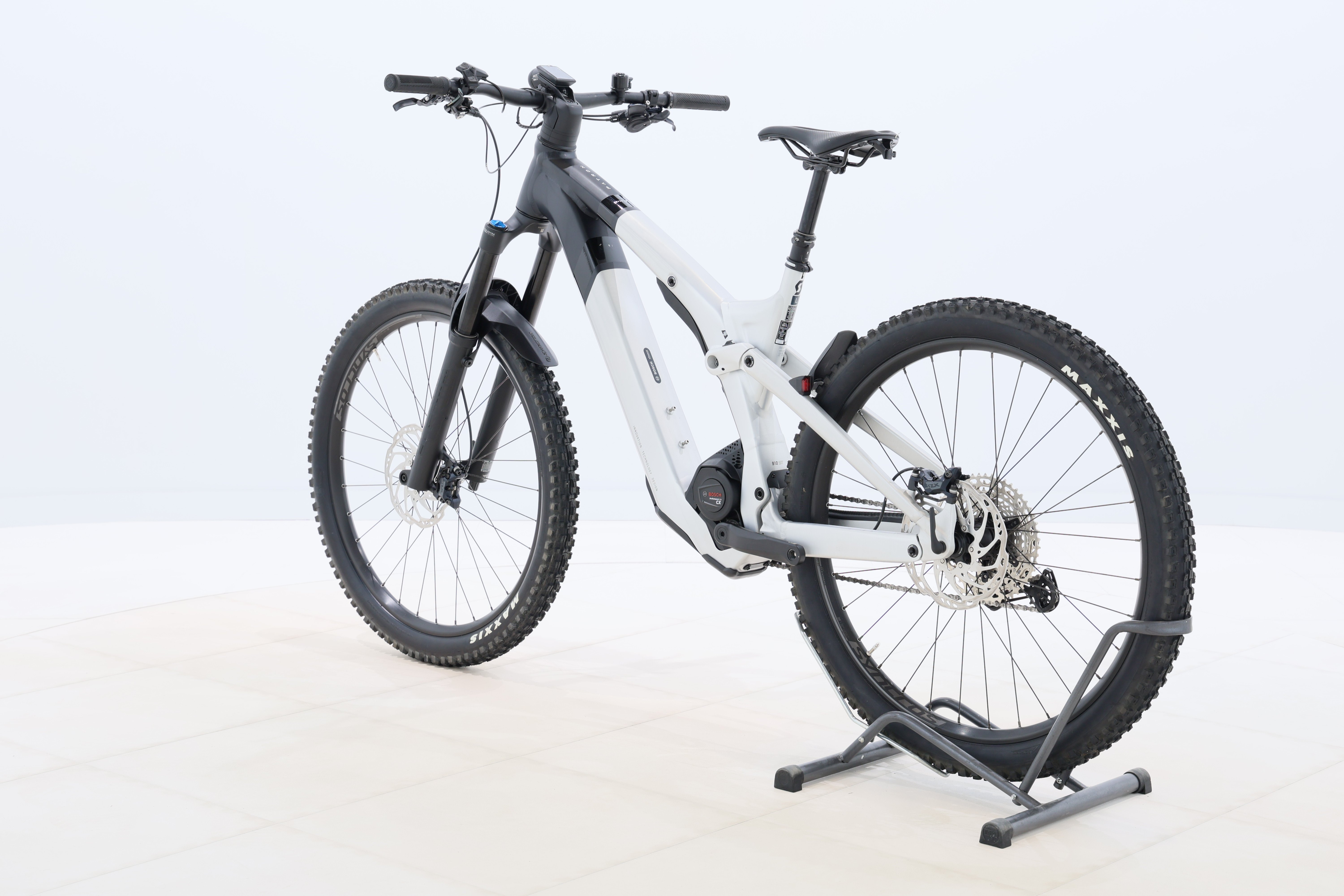 a2e58c0a-8832-4bda-8c1c-ef7edf3ca8f4