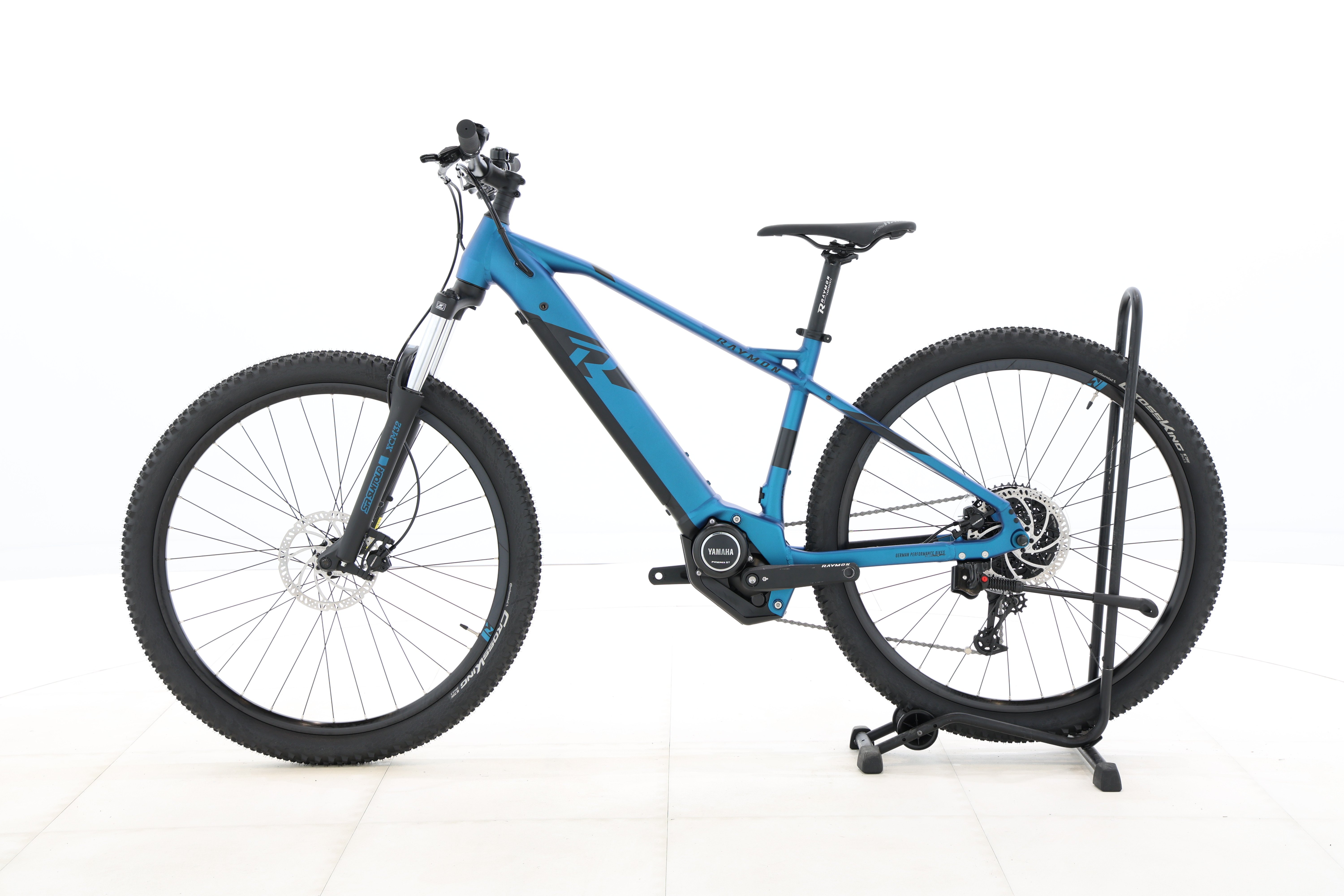 0256eef2-58d2-4ea5-b0bd-6bdbebf95f76