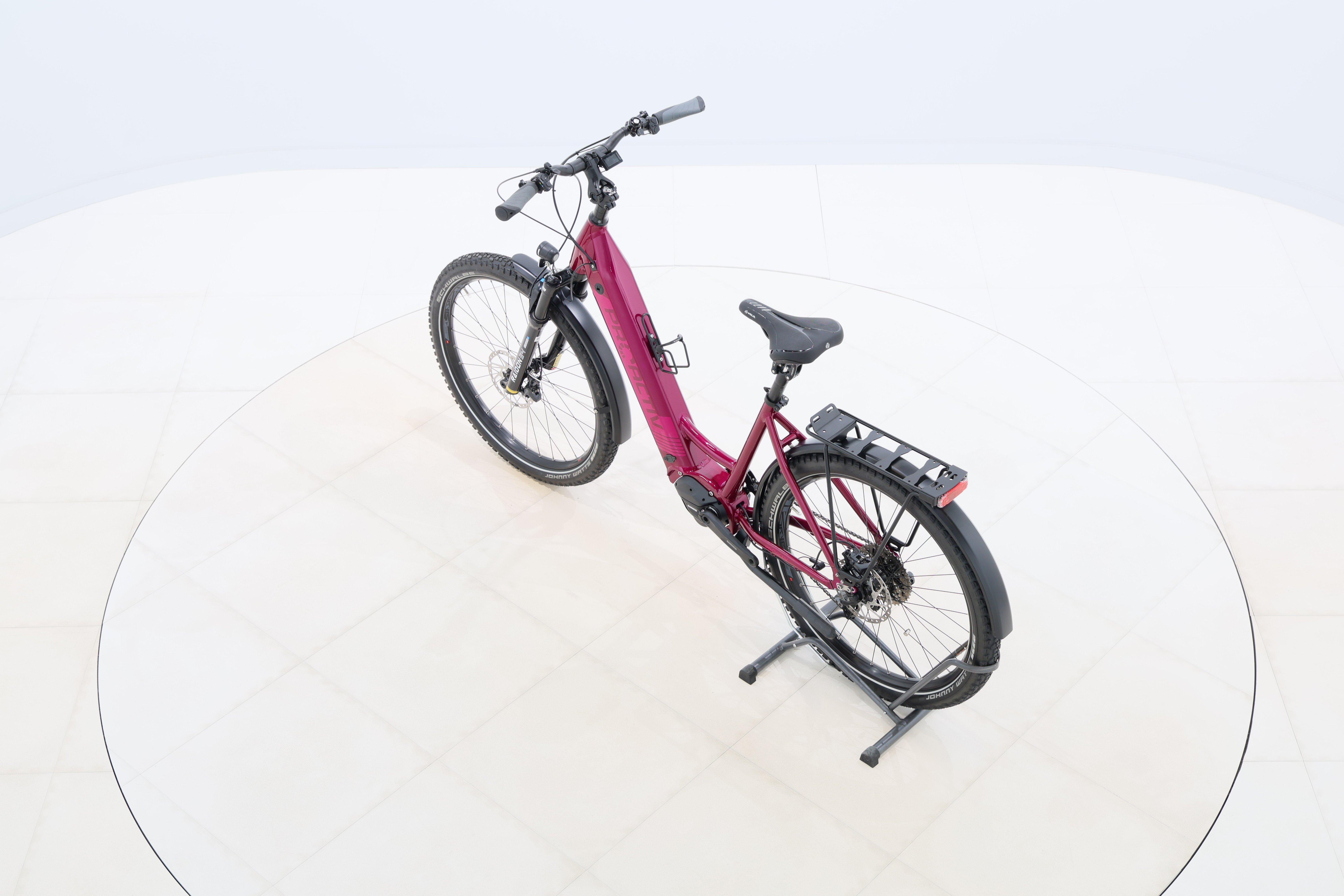 f5eb8299-9d36-41cd-a994-10dfc400f67b