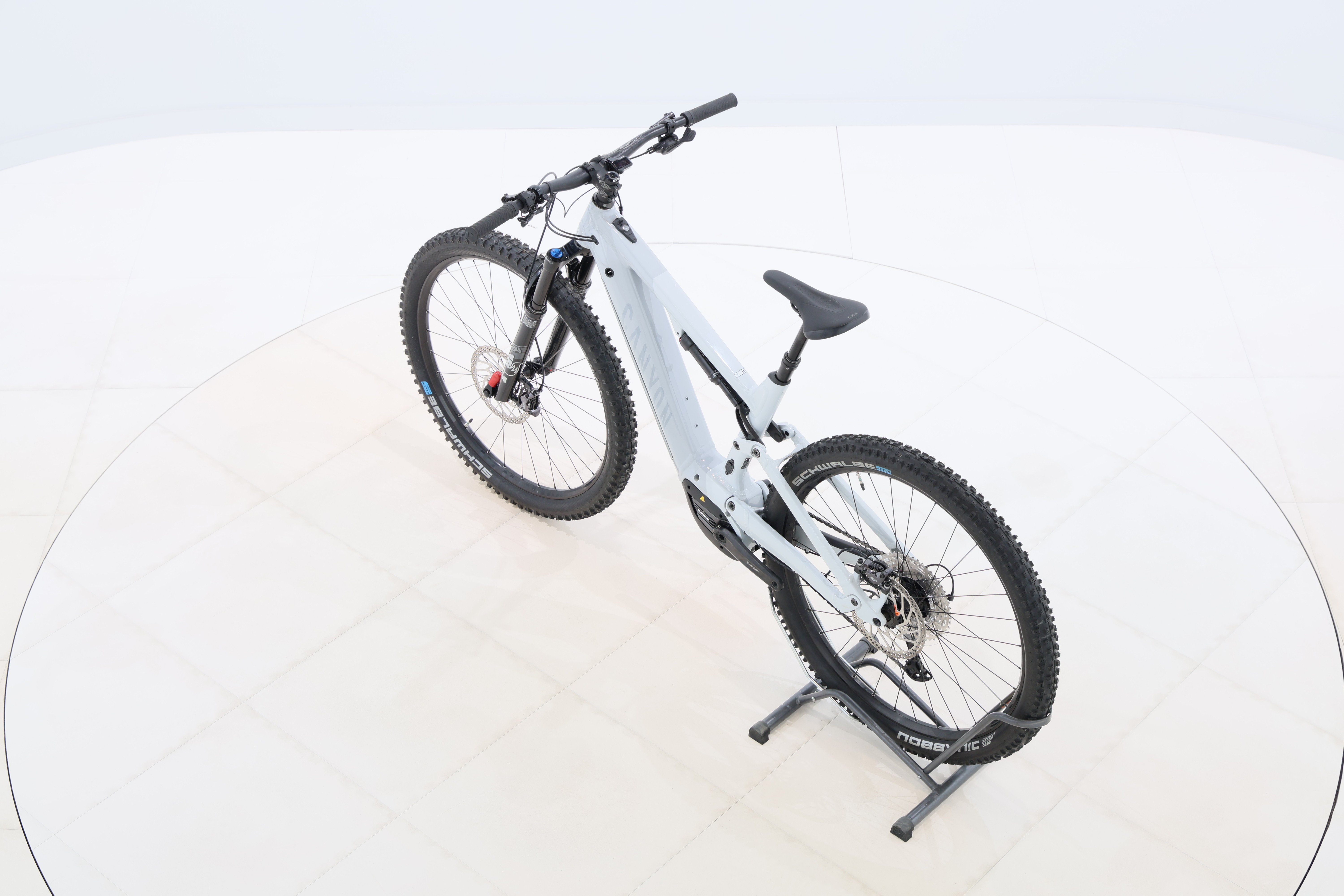 e6c6048f-e53d-492f-b5e4-e813235ecb15