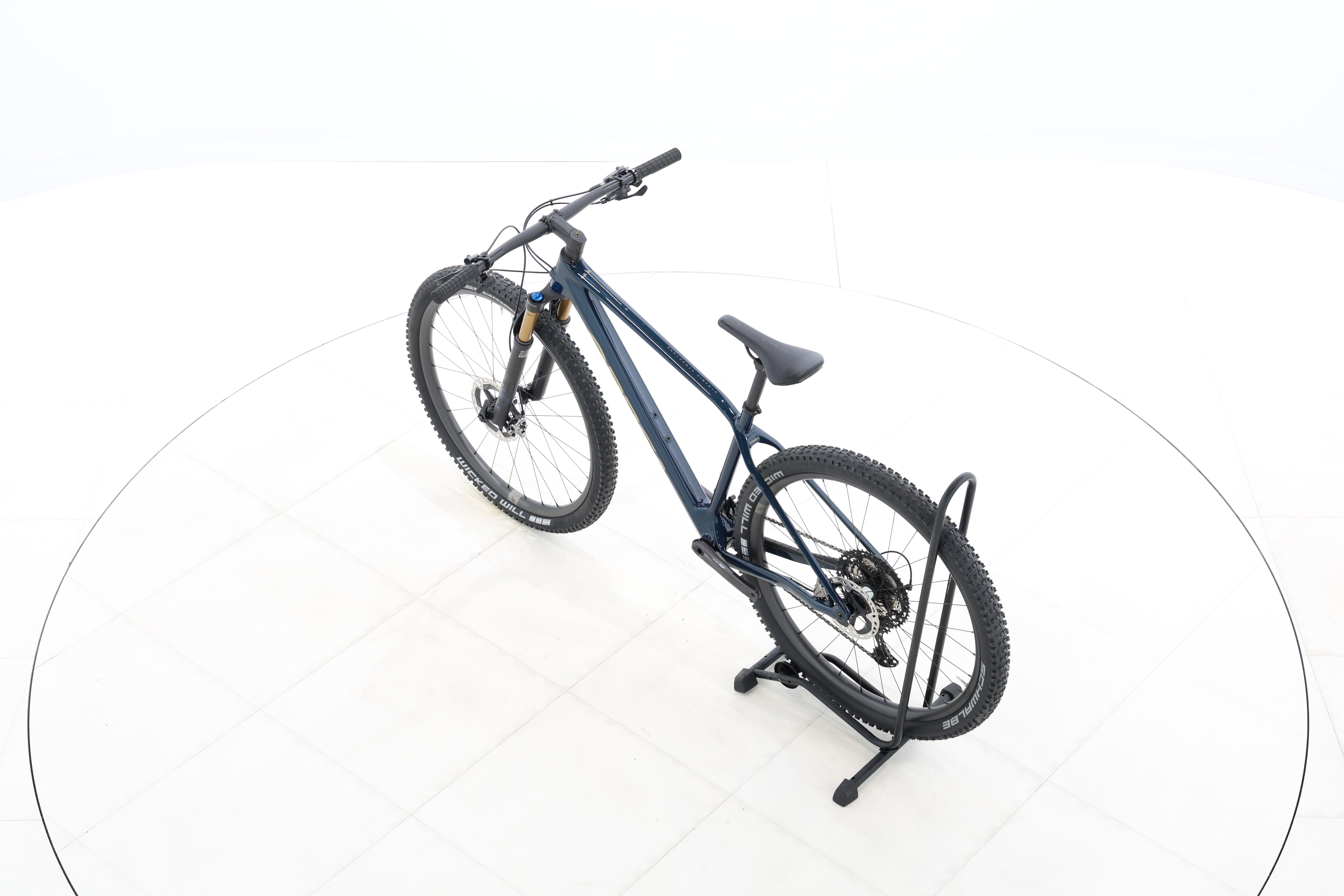 22f9cbdb-9218-47f2-b1e5-f09e1ed06f82