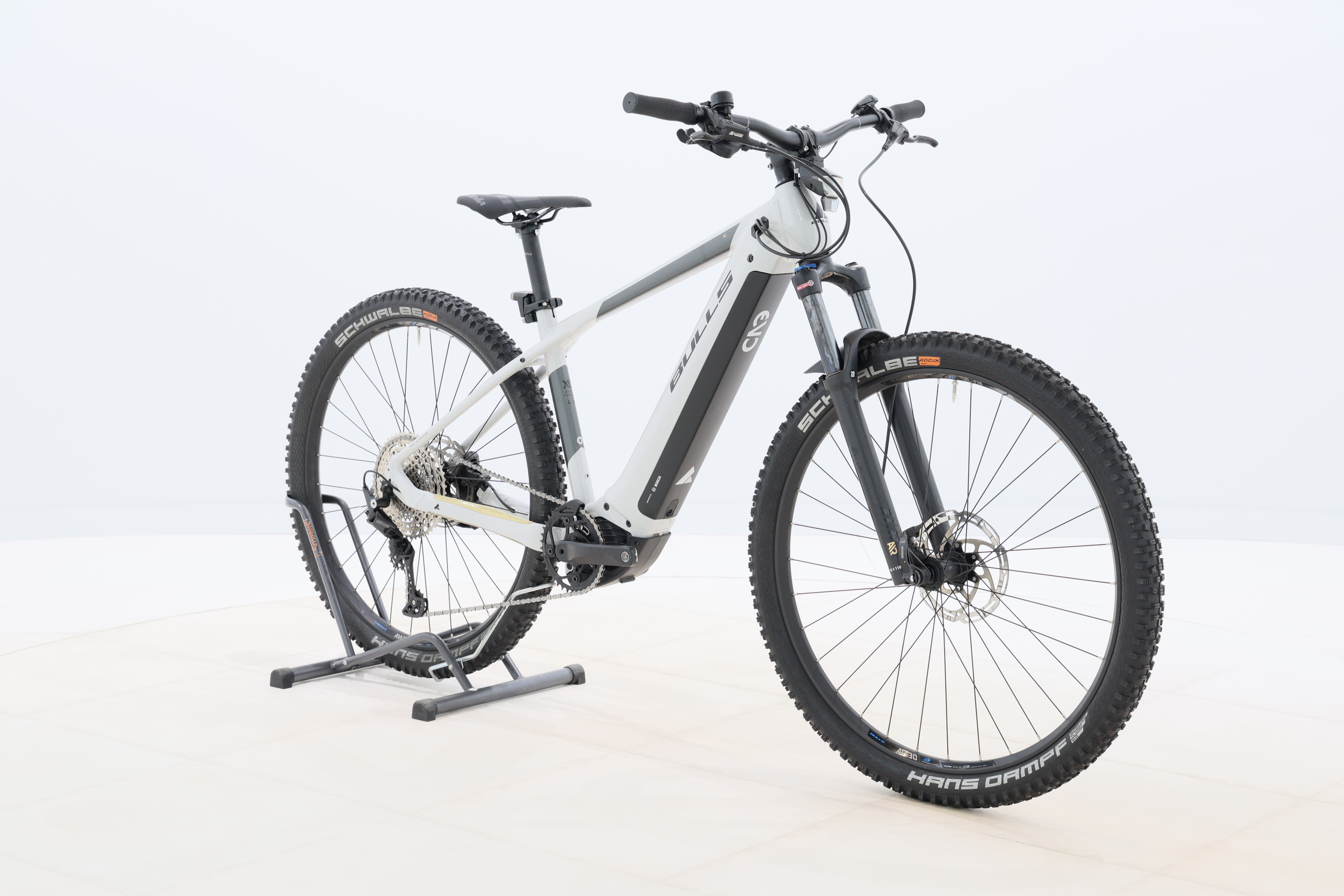 90d1b7ee-3e25-412e-b2f8-00b647ad9348