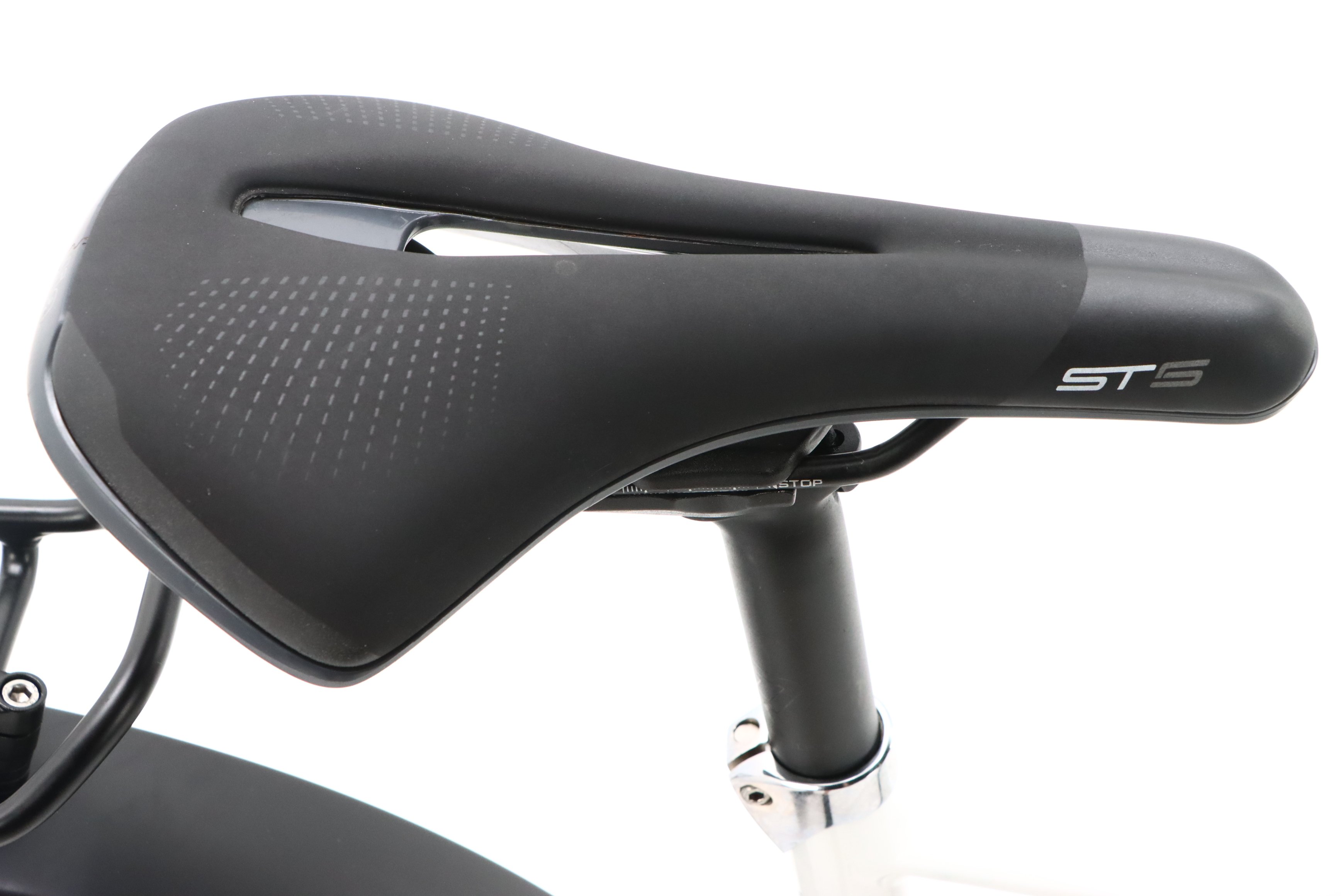 139b773f-aea2-4f47-a938-a0ecc968a764