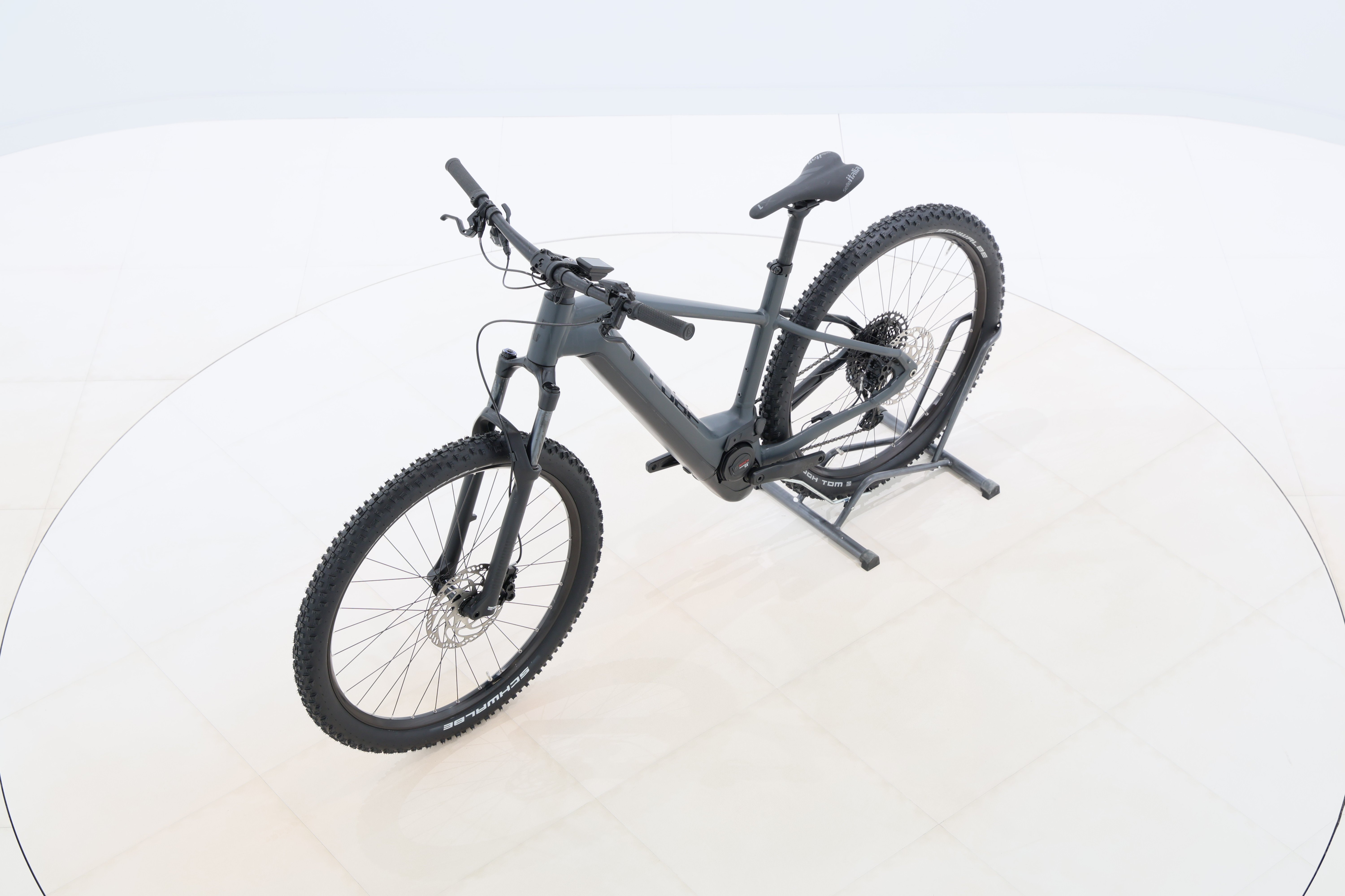 1c3bbec4-c206-4a4d-b20e-50a760a82123