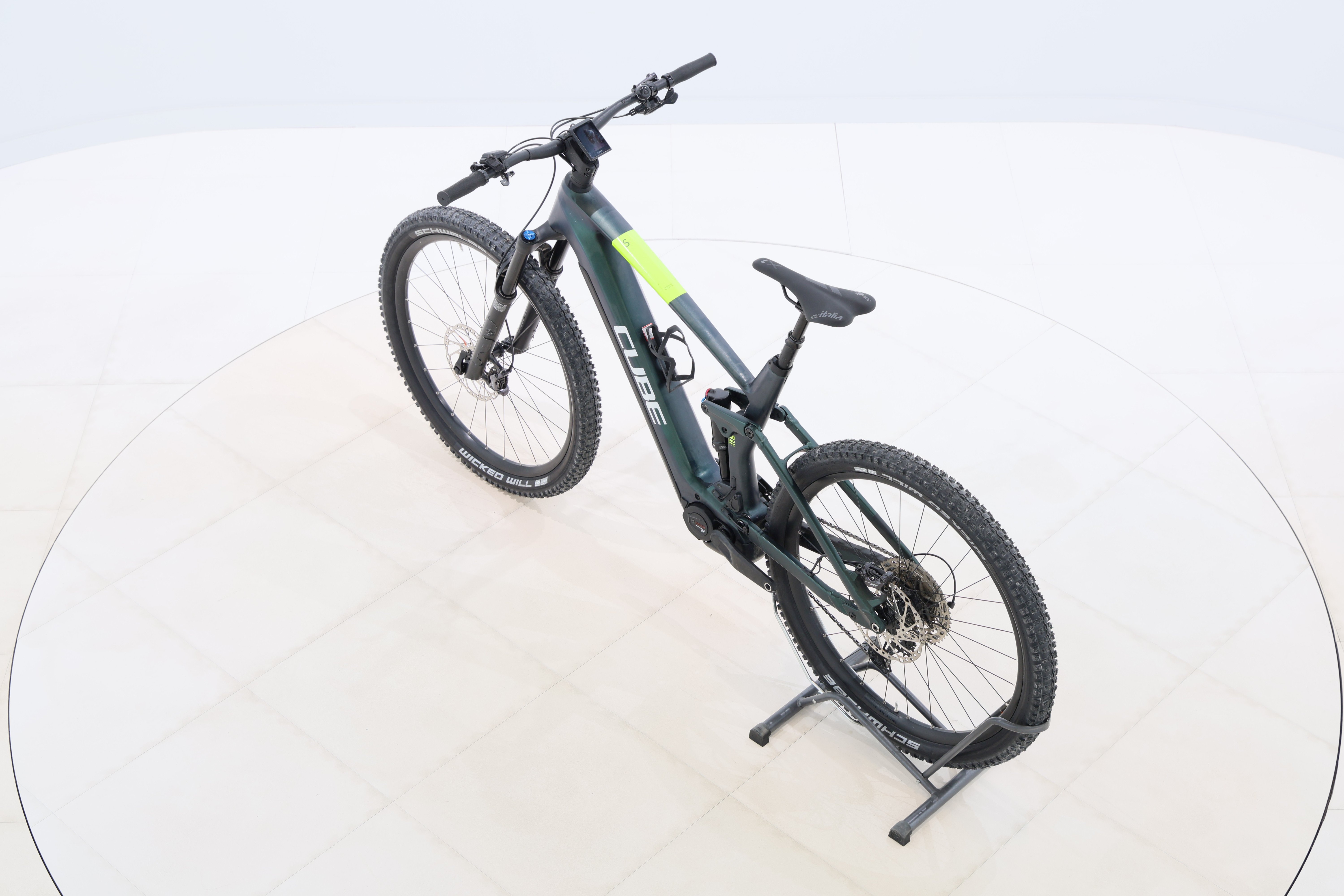 6b7956c3-4d76-482e-a102-7a24702851ab