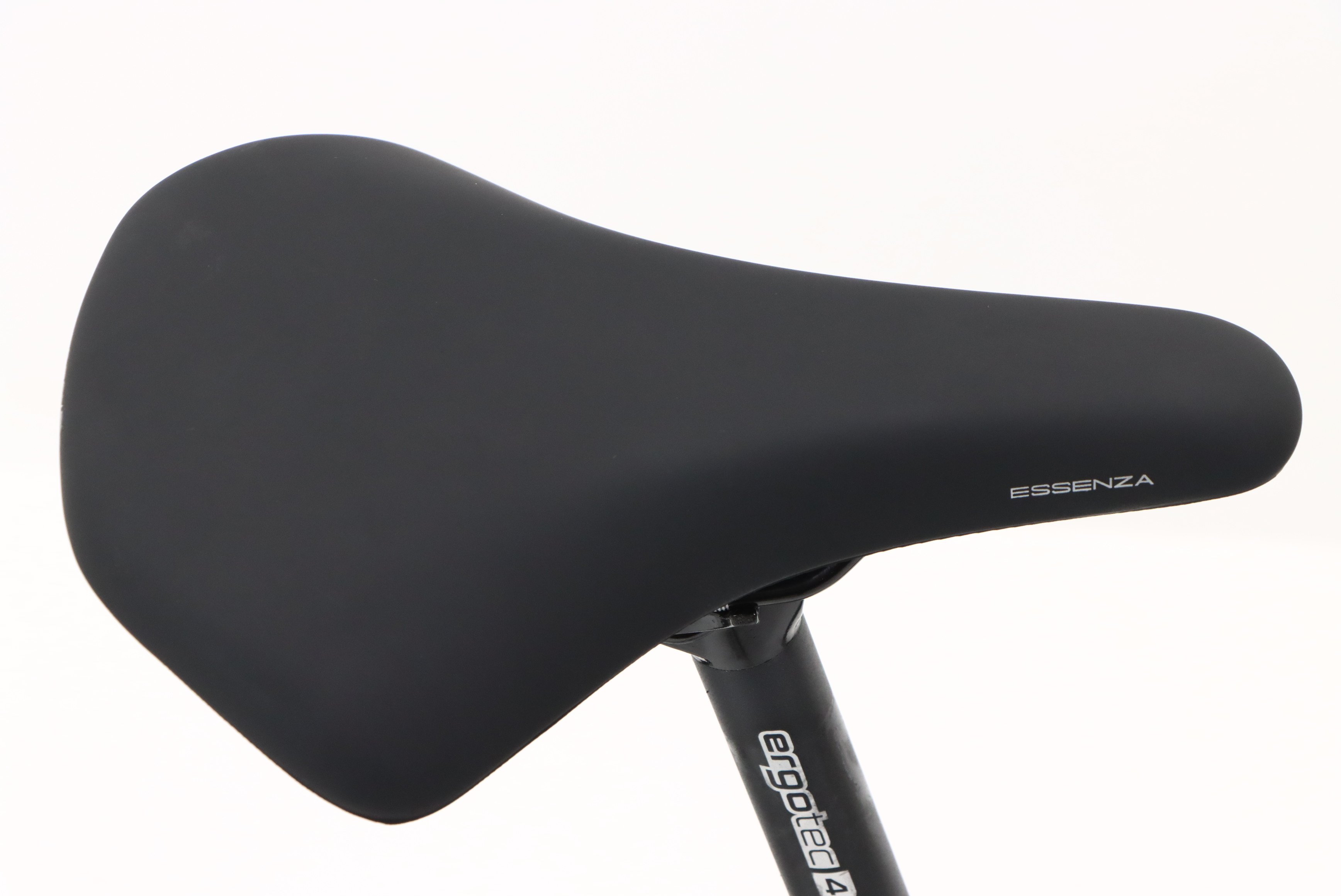 0e68f0c3-c6c9-4b41-a7de-83b42eb43551