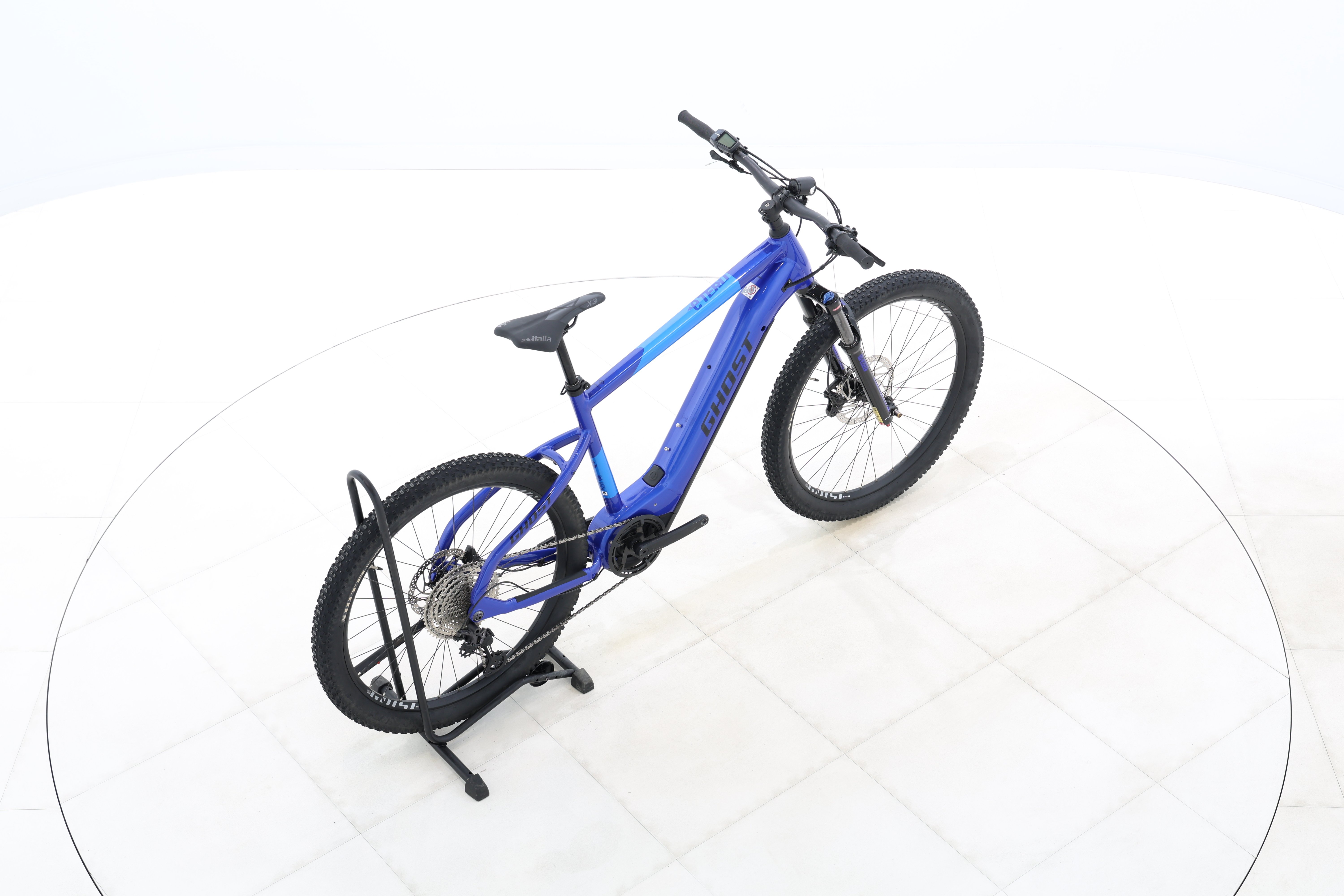 85fb816c-ac95-4f6b-bb23-a69a3d4f36b4