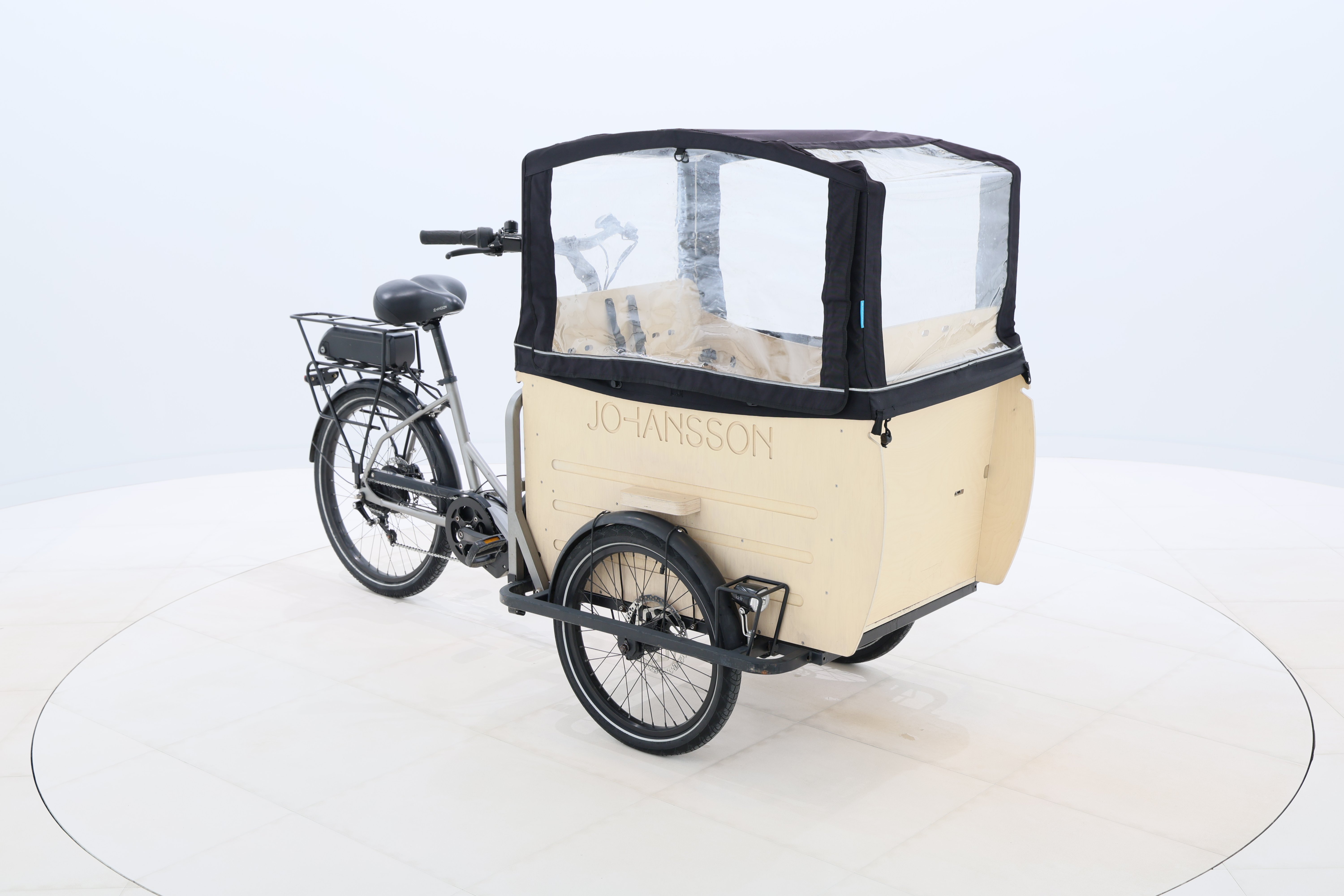 cb4909df-46a9-4429-9aac-6b1f987f9e97