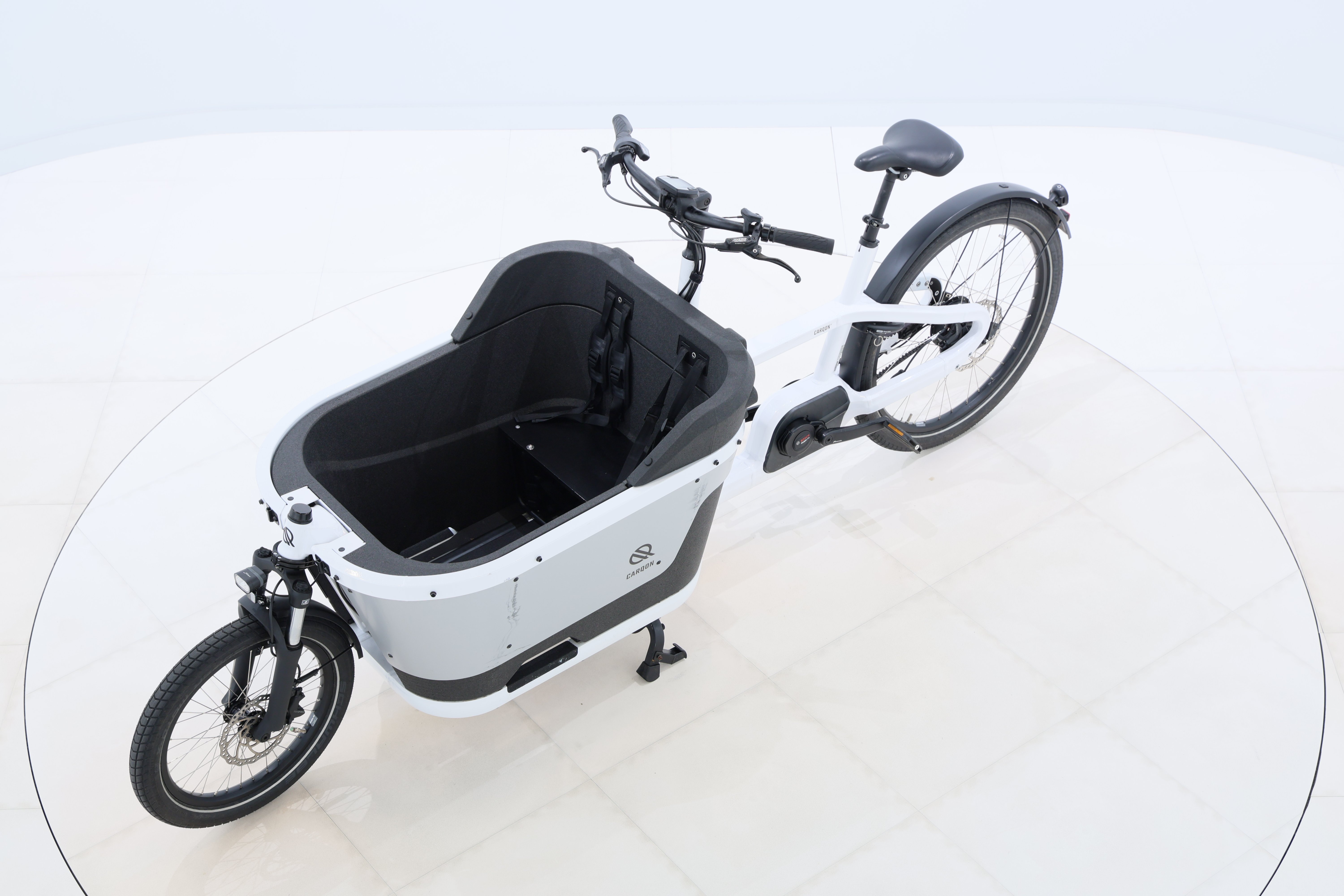 eefc8a77-38c5-41ad-8442-a502416eb5ef