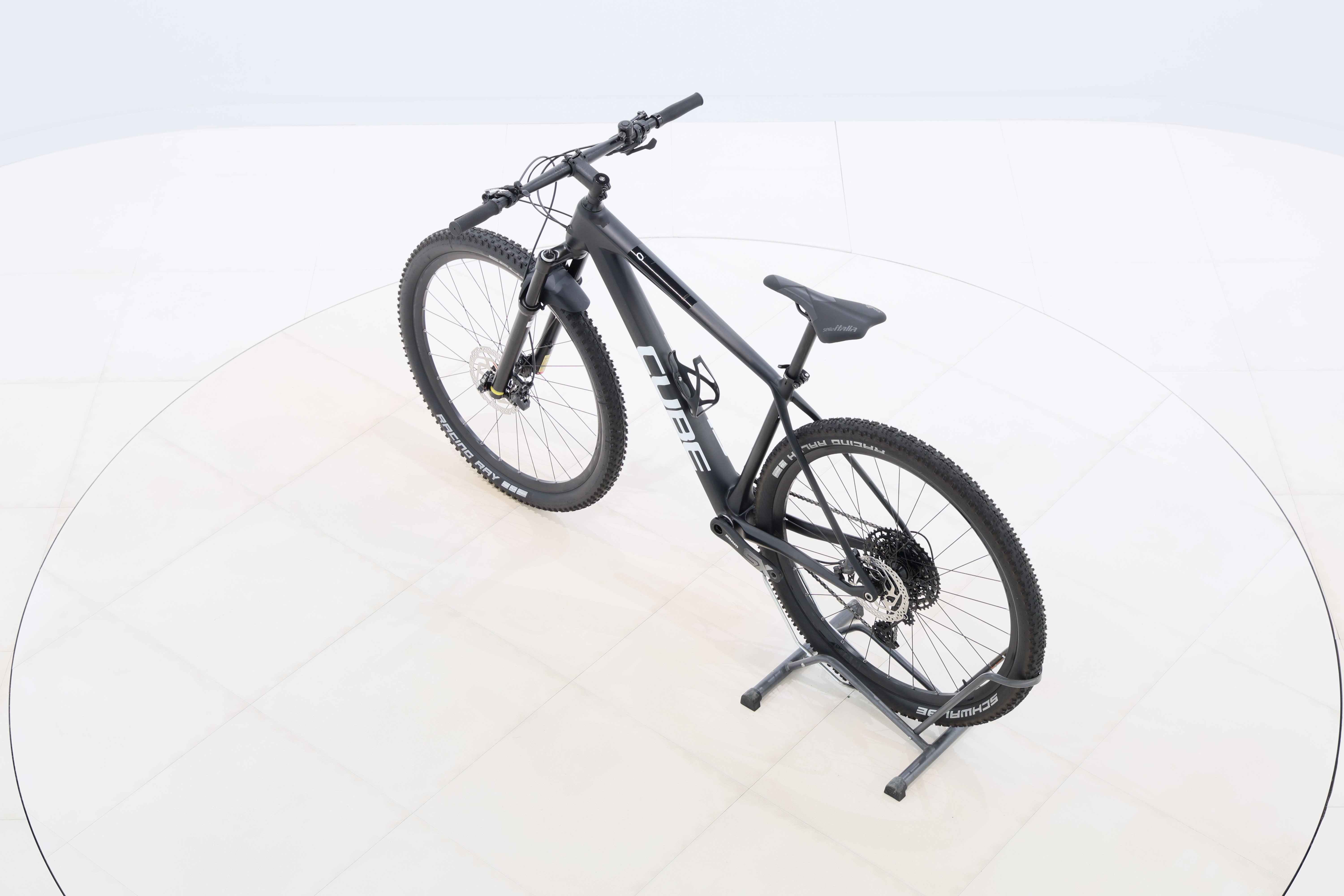 dbe4ad13-d175-4775-8563-15ea3921ced9