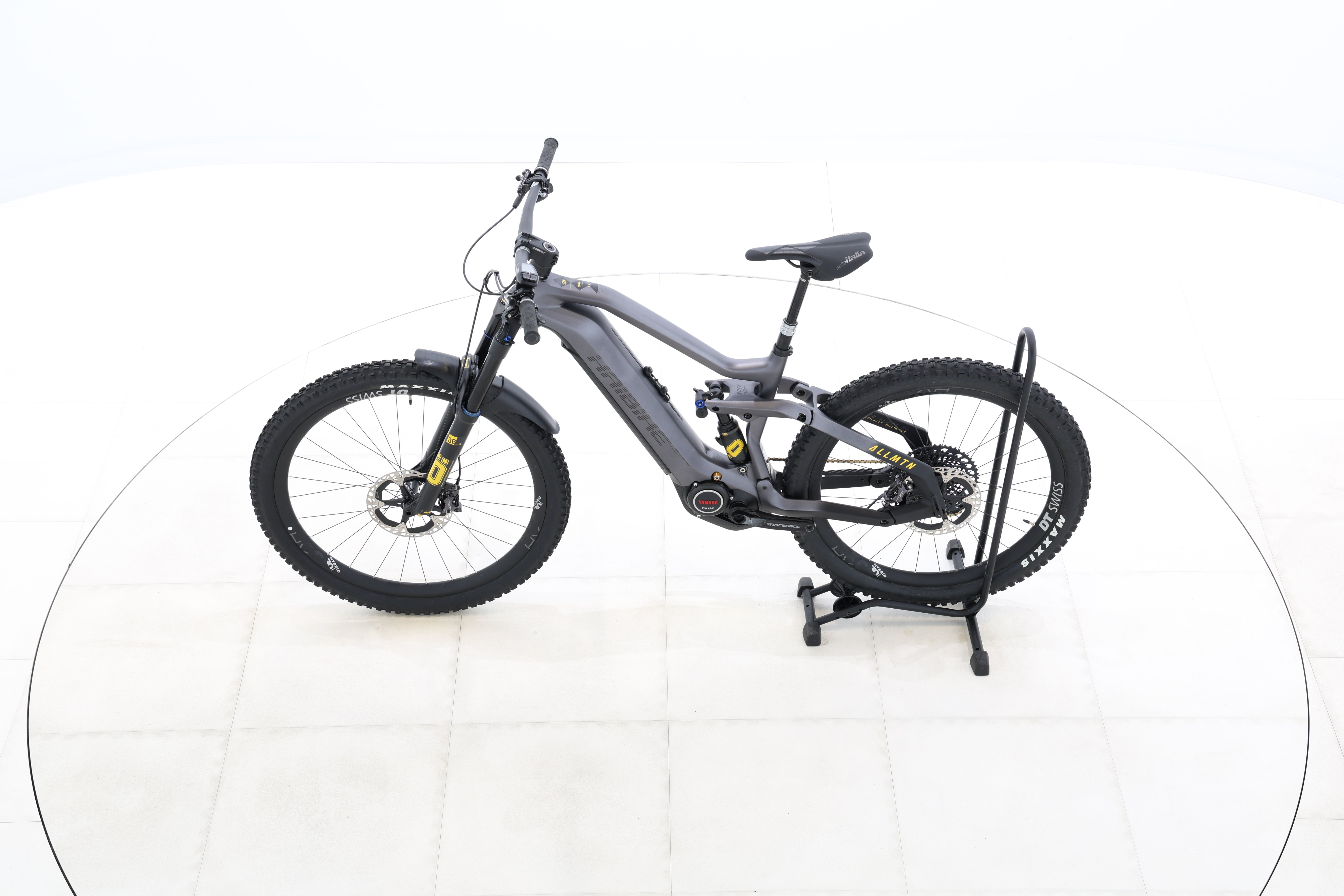 1e997cf1-9569-4865-ae9b-54f4934d35b5