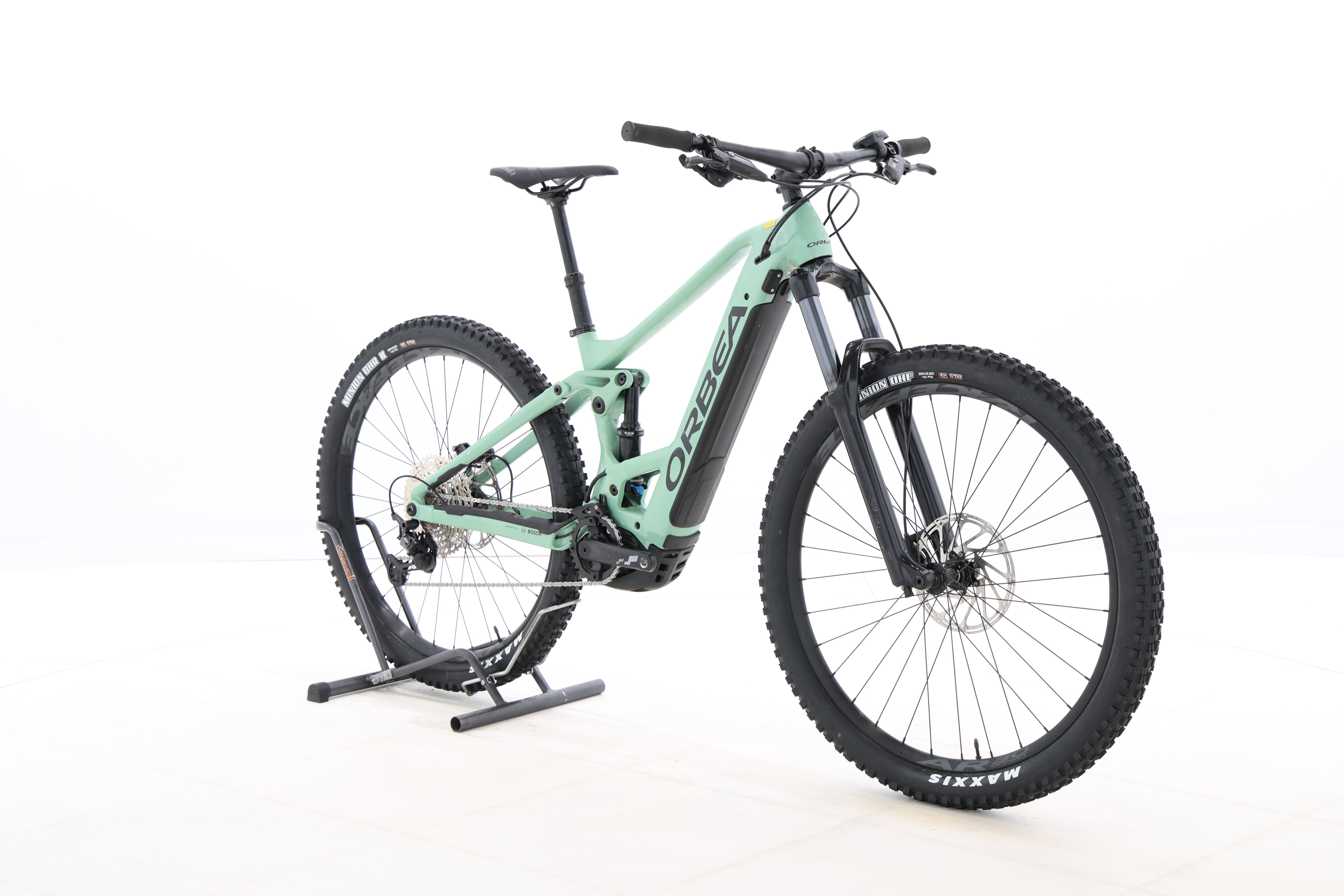 1d313d19-74be-4b40-a70e-3082ba096383