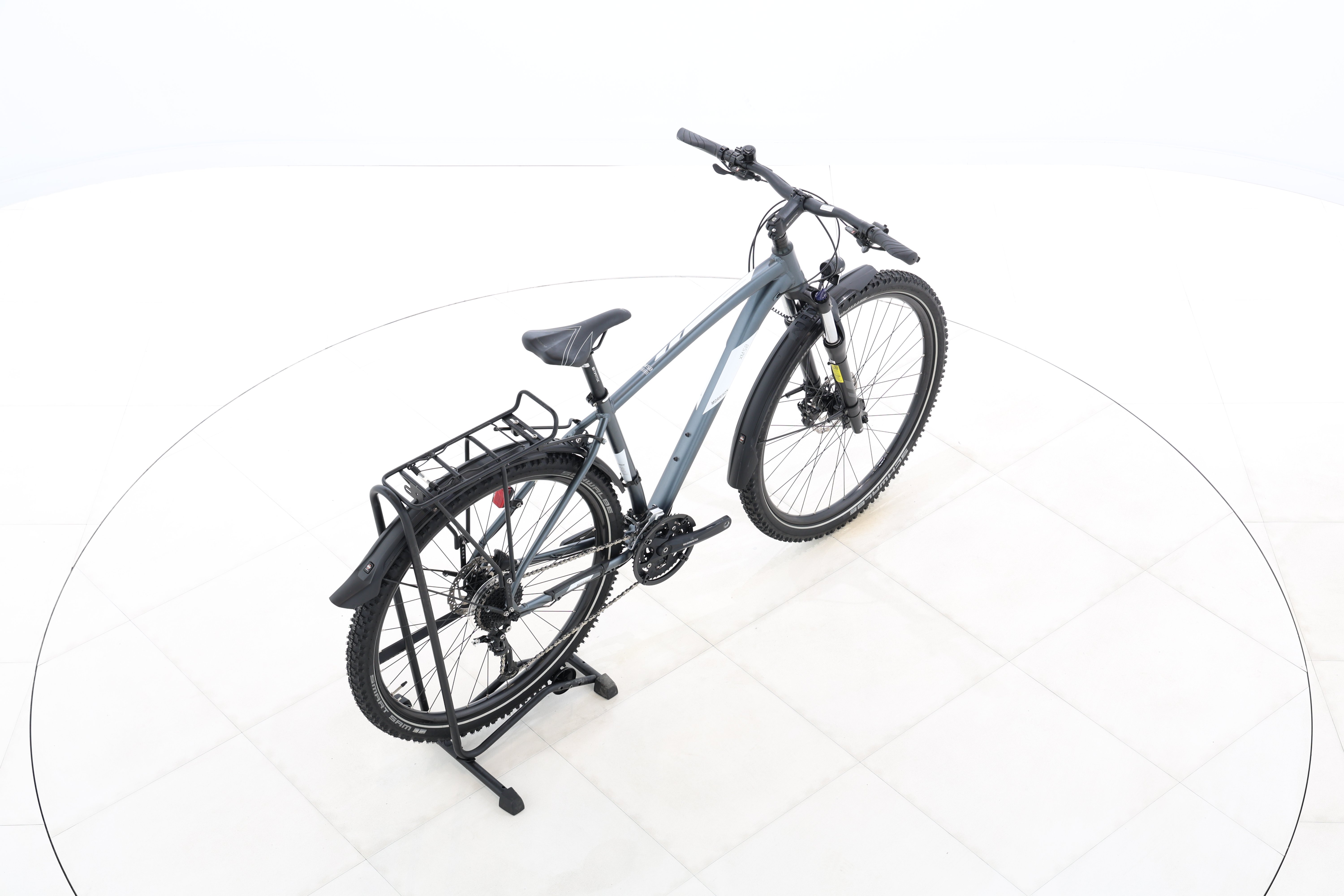 b8d7ec3f-b669-4200-8efc-3097affbc775