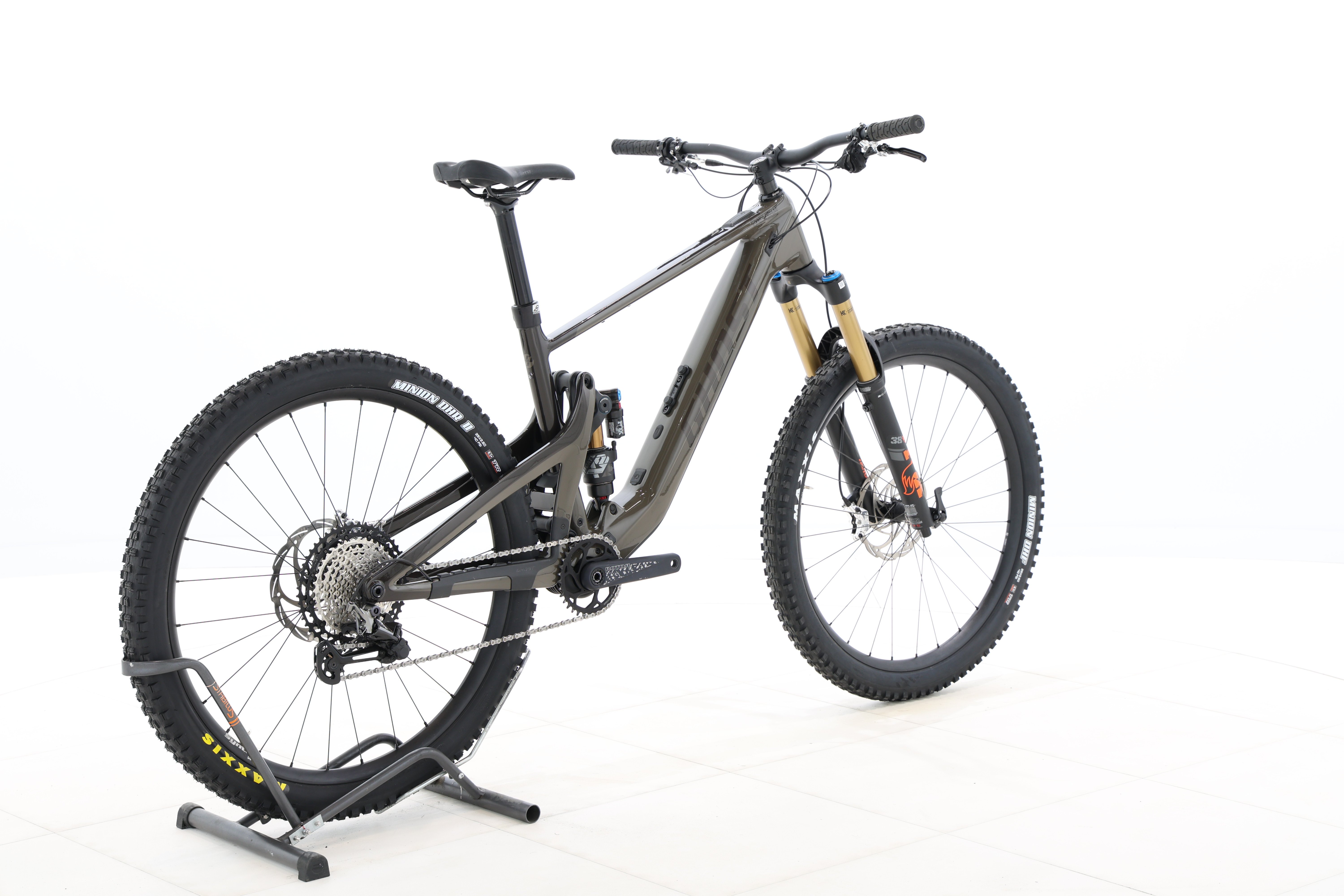 fef567ac-b44b-4a99-a080-1f122454d2ed