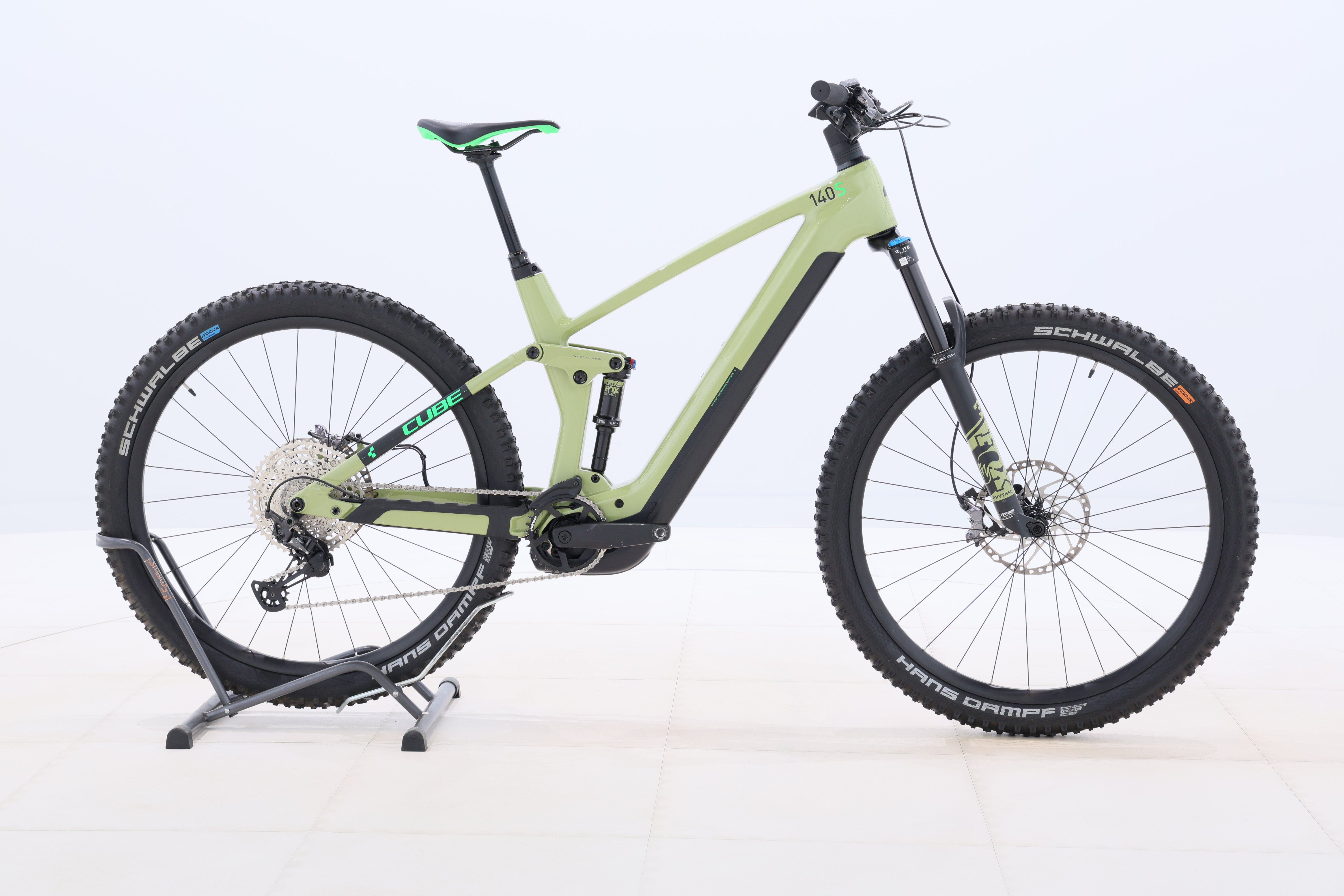 cc817fac-0e20-41bb-86c2-764d6a2f5670