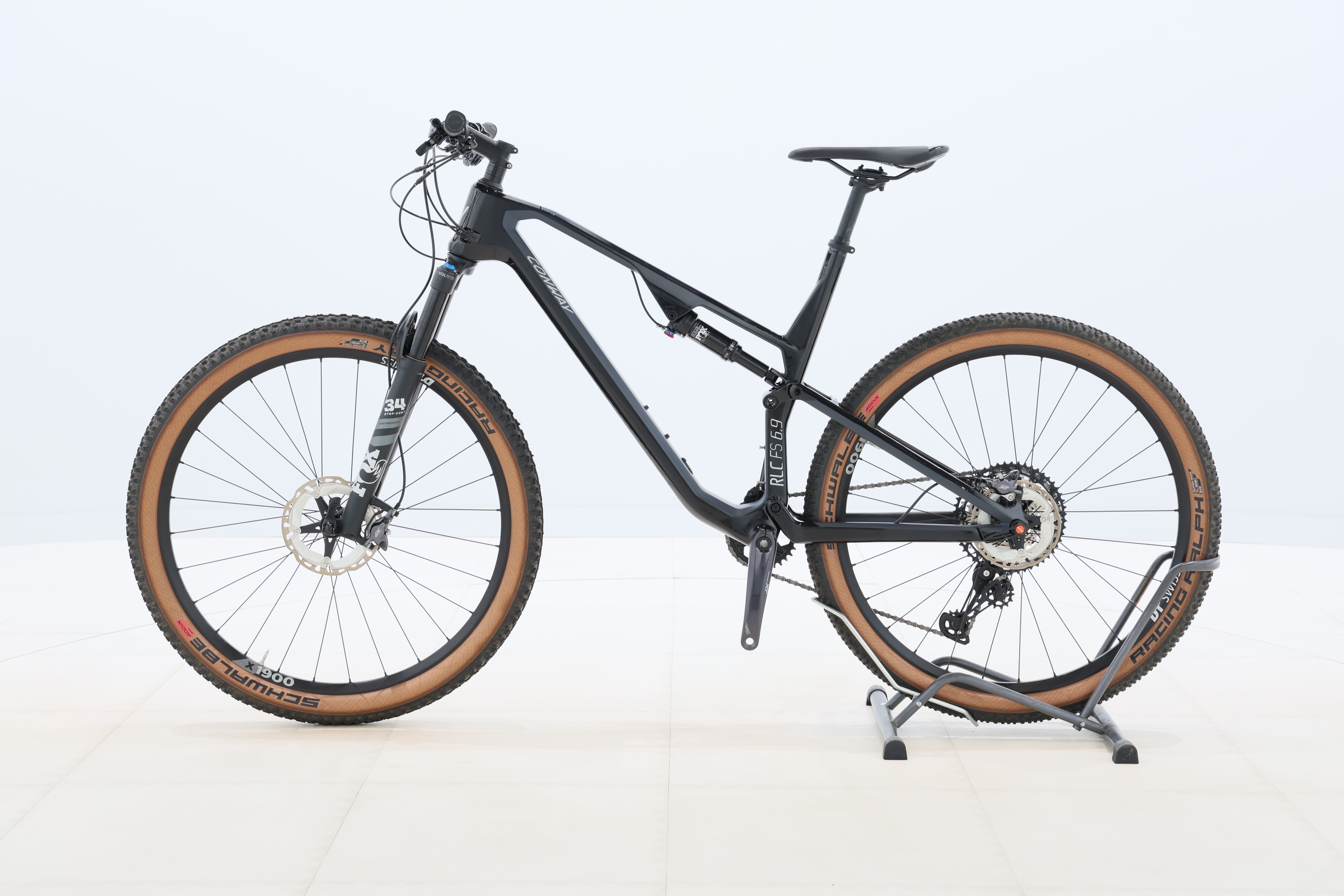 8d467c6e-e061-4586-ab68-d09cc431c3e8