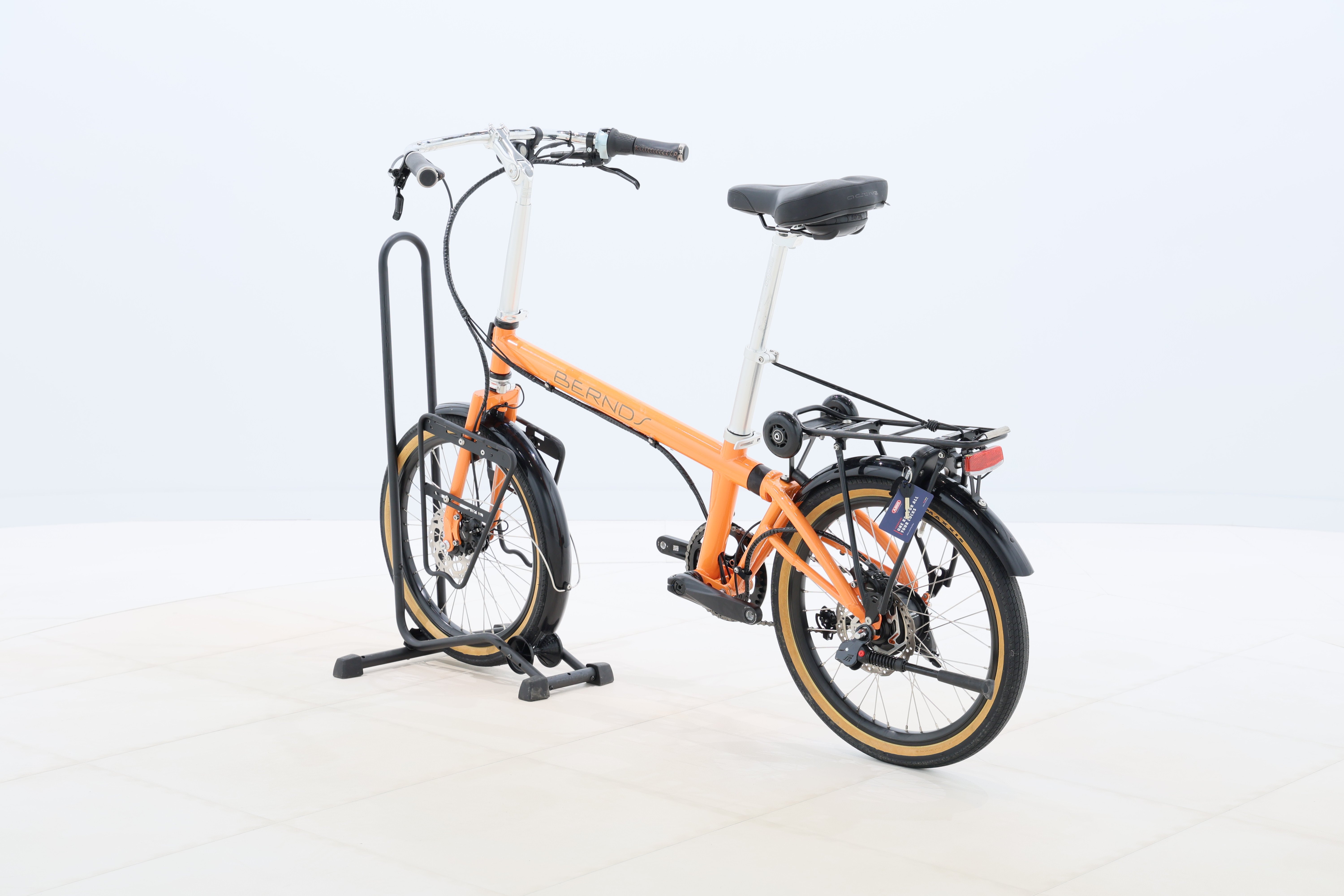 889c71b2-cebf-4f00-bf46-59f48ea82366