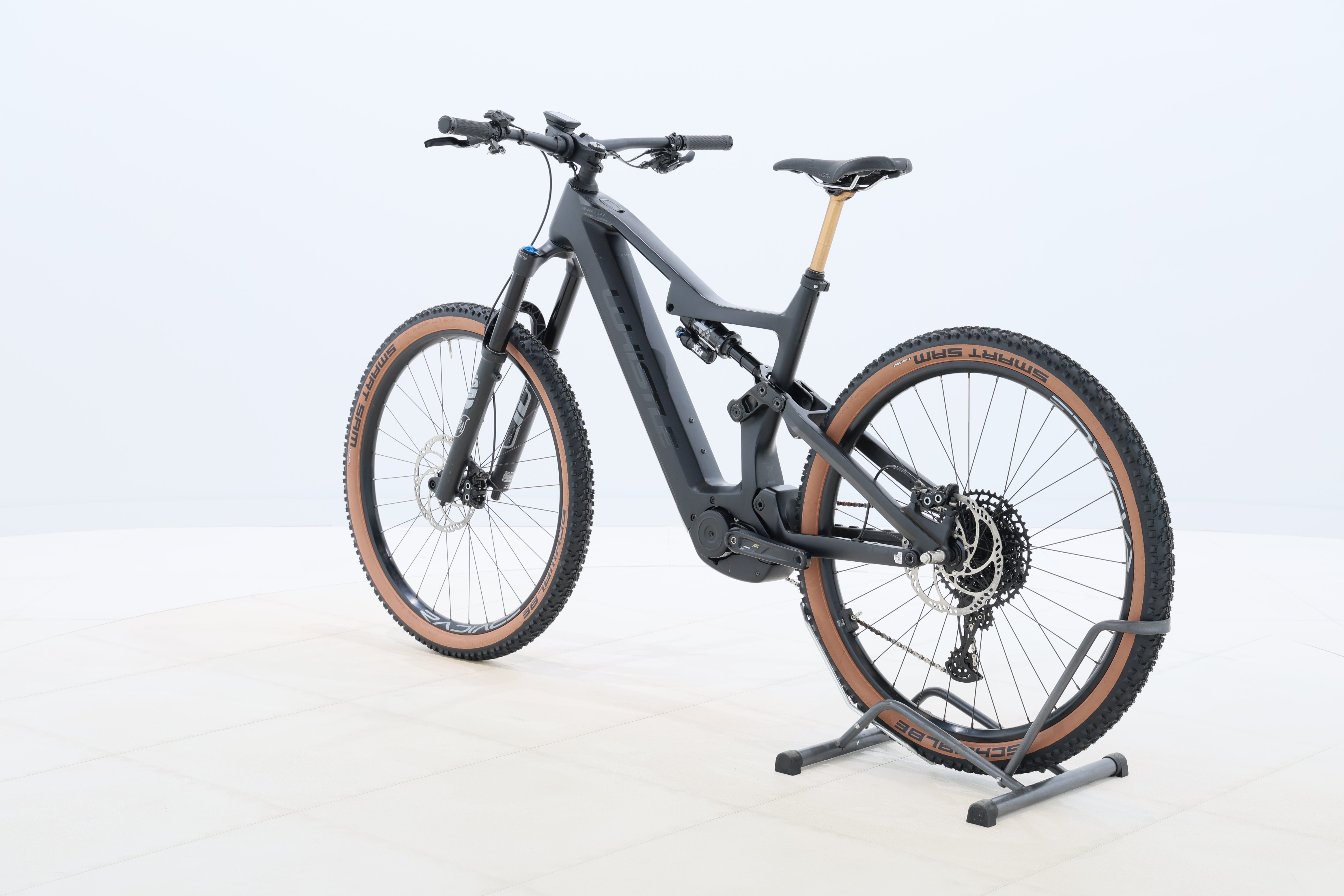 b1888fa5-d0bb-4a14-8195-740f837cda52