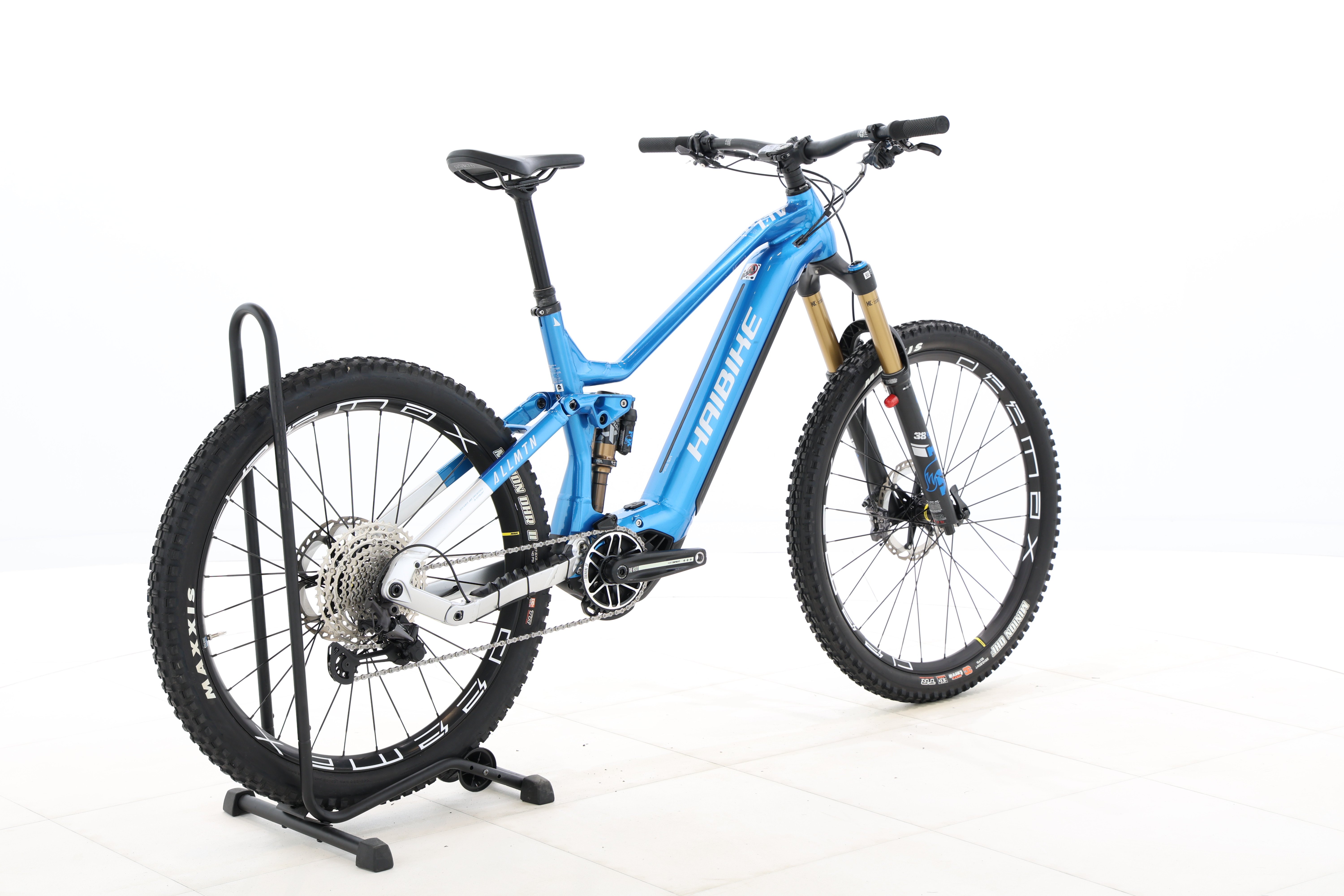 18a3d1a4-0a8e-4efc-aac9-56865c9705a6