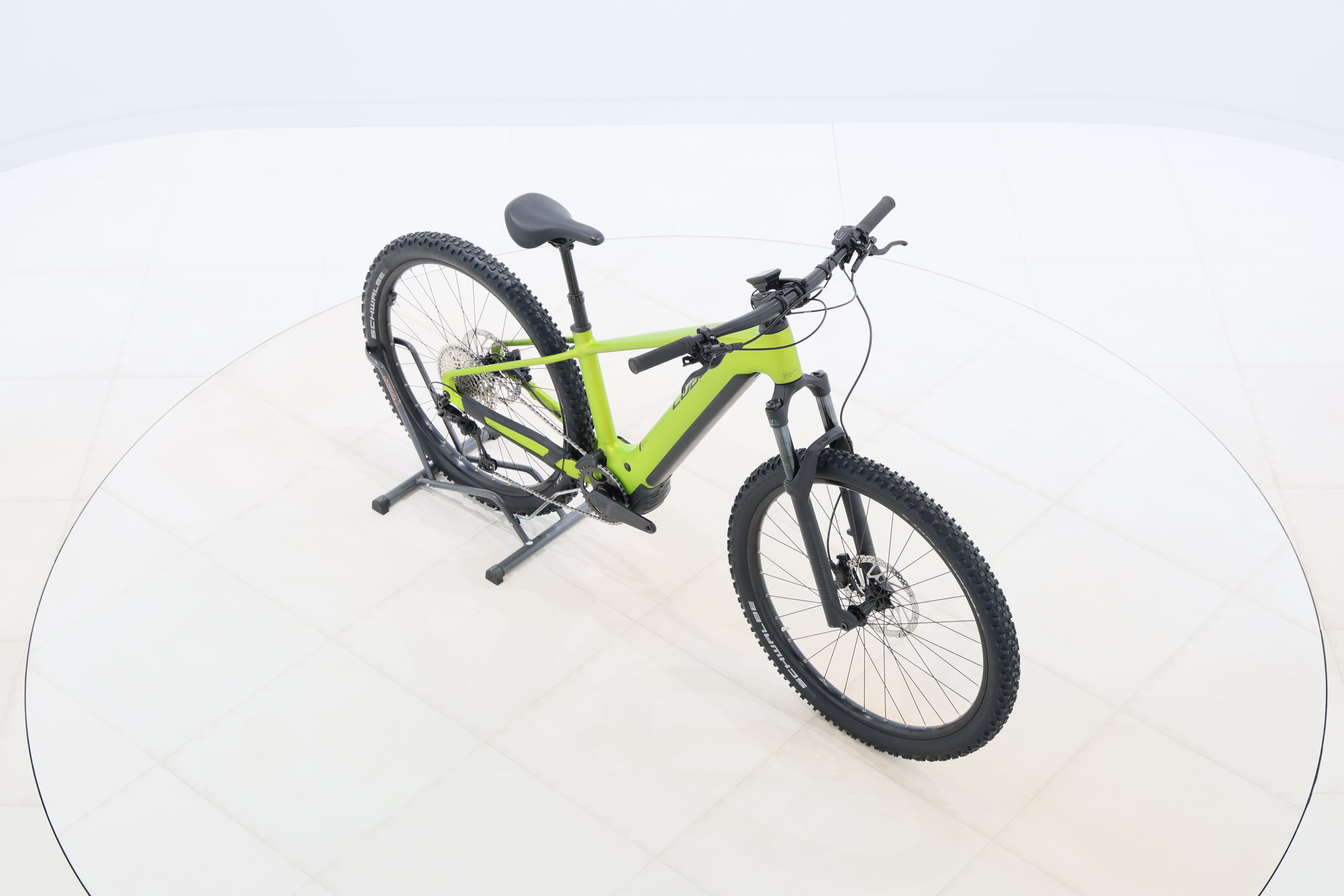 31b5c6b8-27c8-41f6-9268-78f4c41a1e9b