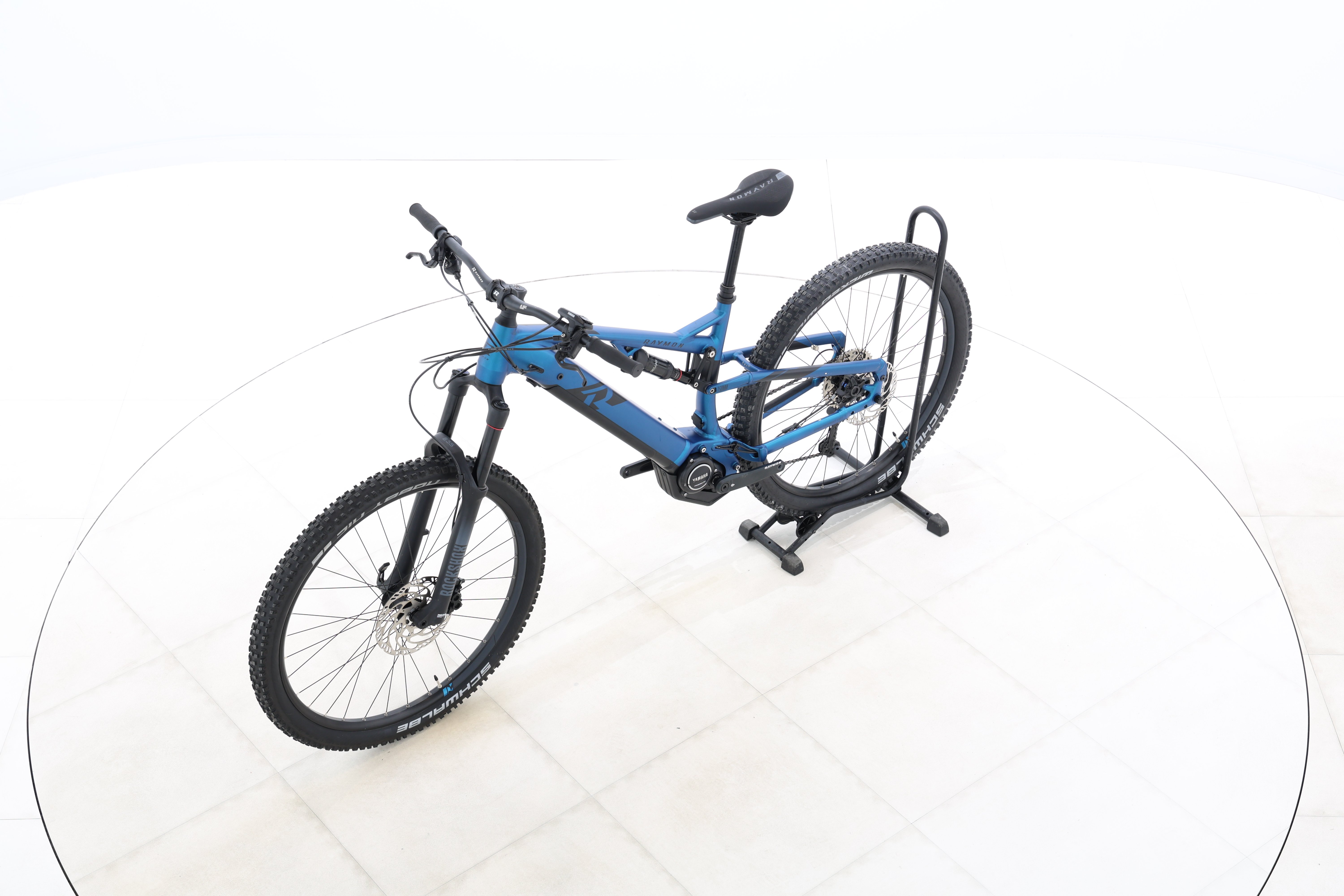 9332d509-2353-42f4-9a80-0a2d1264d04f