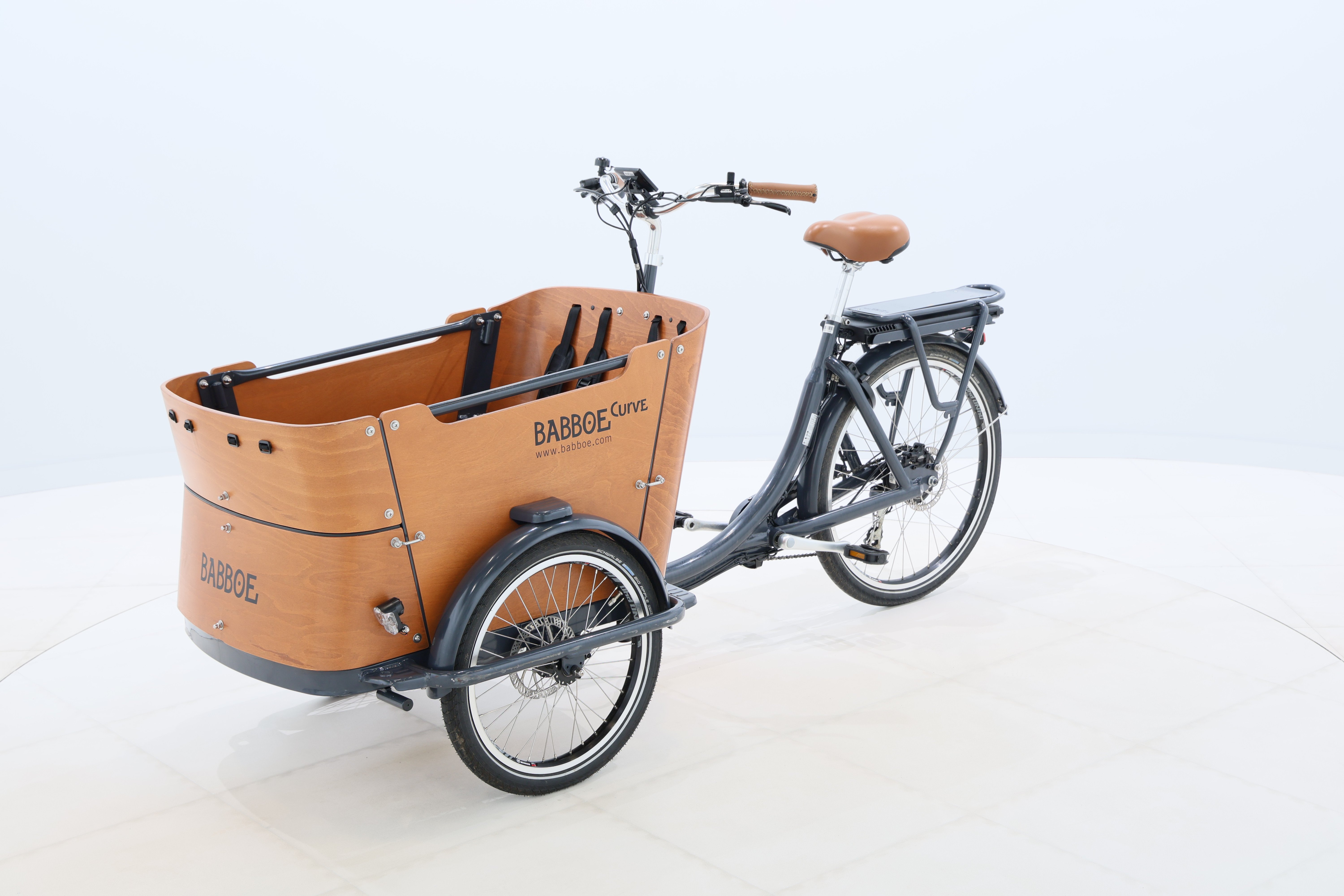 aa059f52-ea57-4923-835b-6c8d0e87c97e