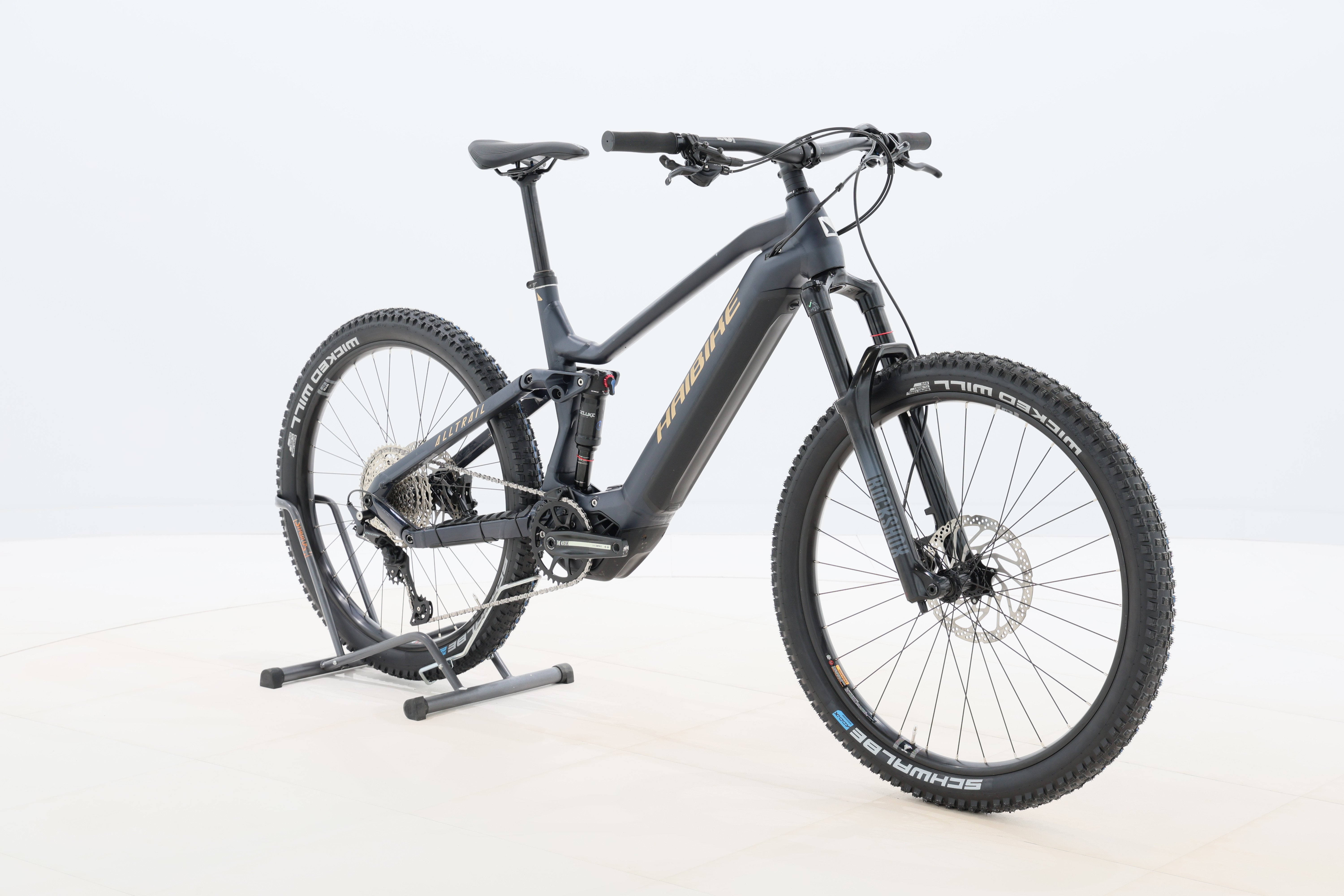 8024928a-c3bf-4dd2-aab2-b159db9d675f