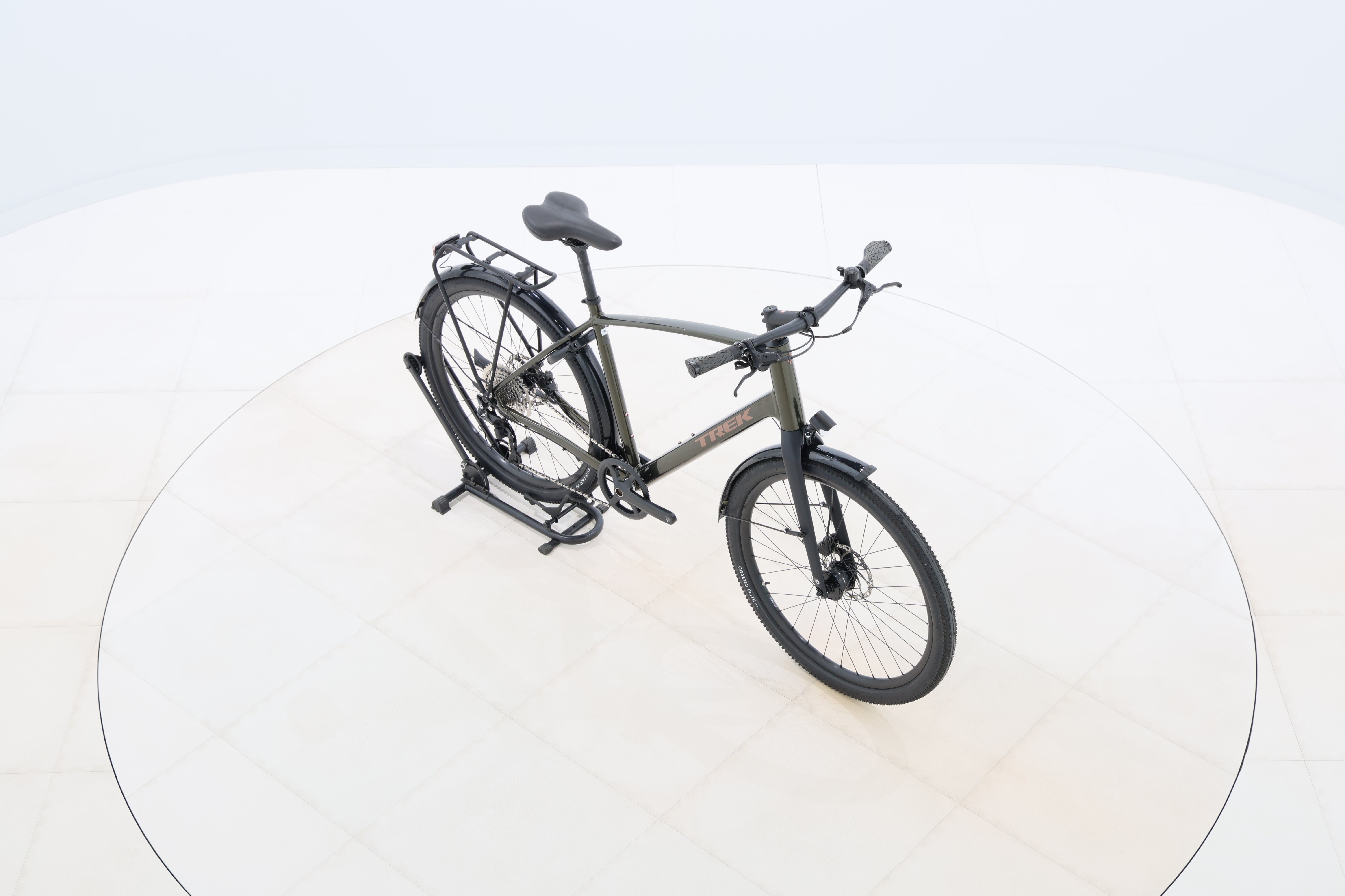 f2f453db-fb33-4c26-b0c8-2fa8fc276a2f