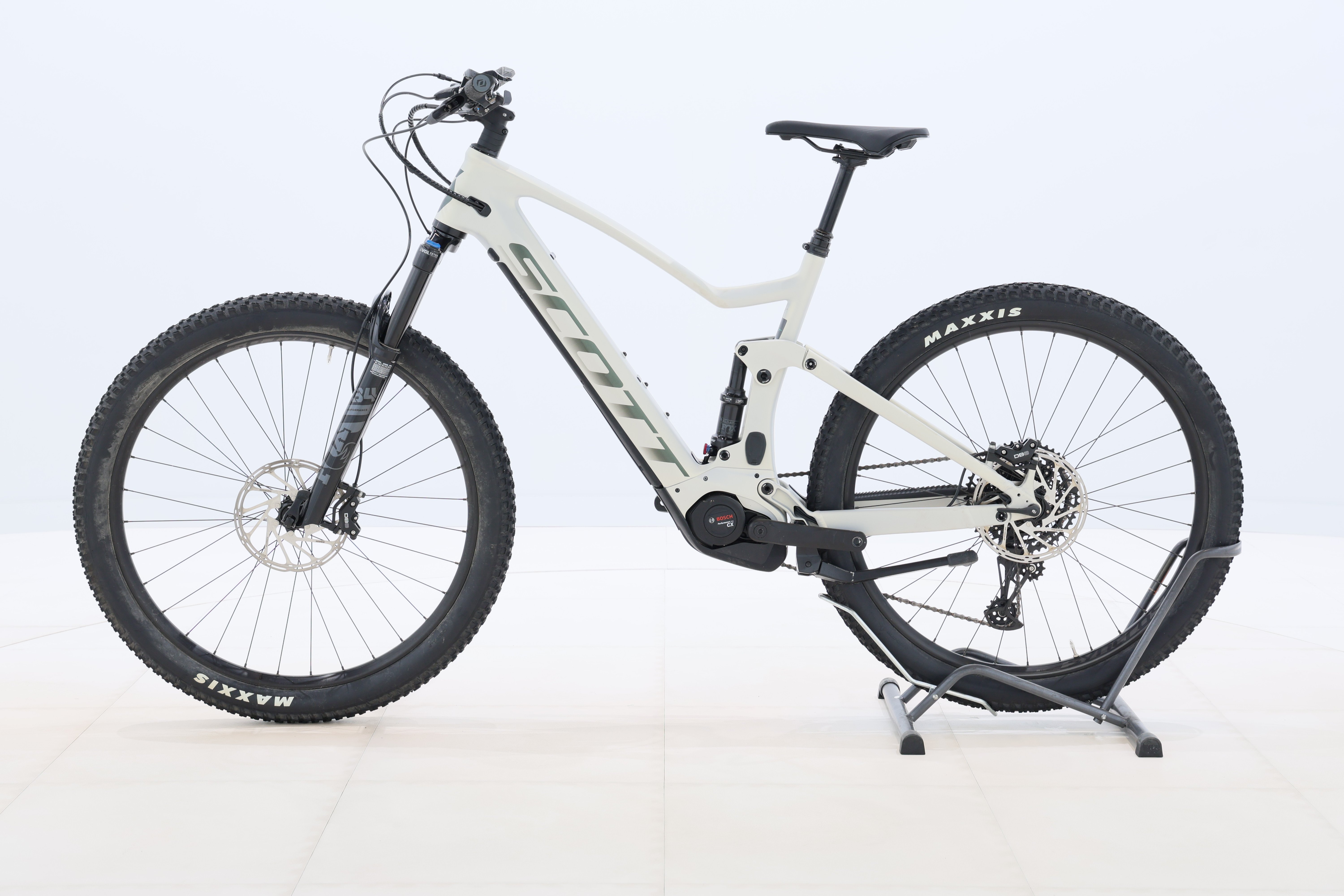 1cae6062-622e-45ac-9d4b-98912ffa7340