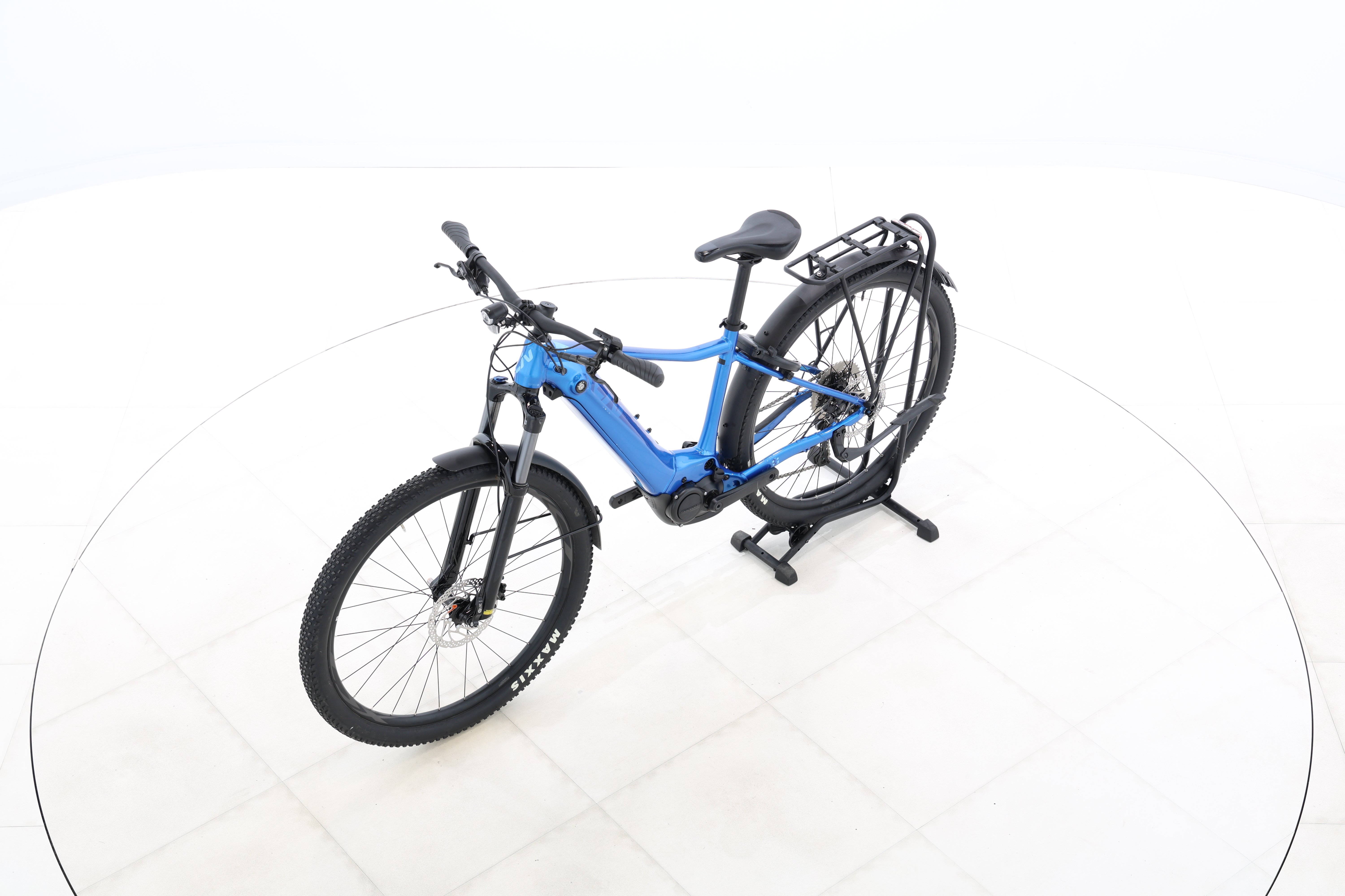 f0fb5801-cd62-4d9a-b68b-0d38a5ff3a1d