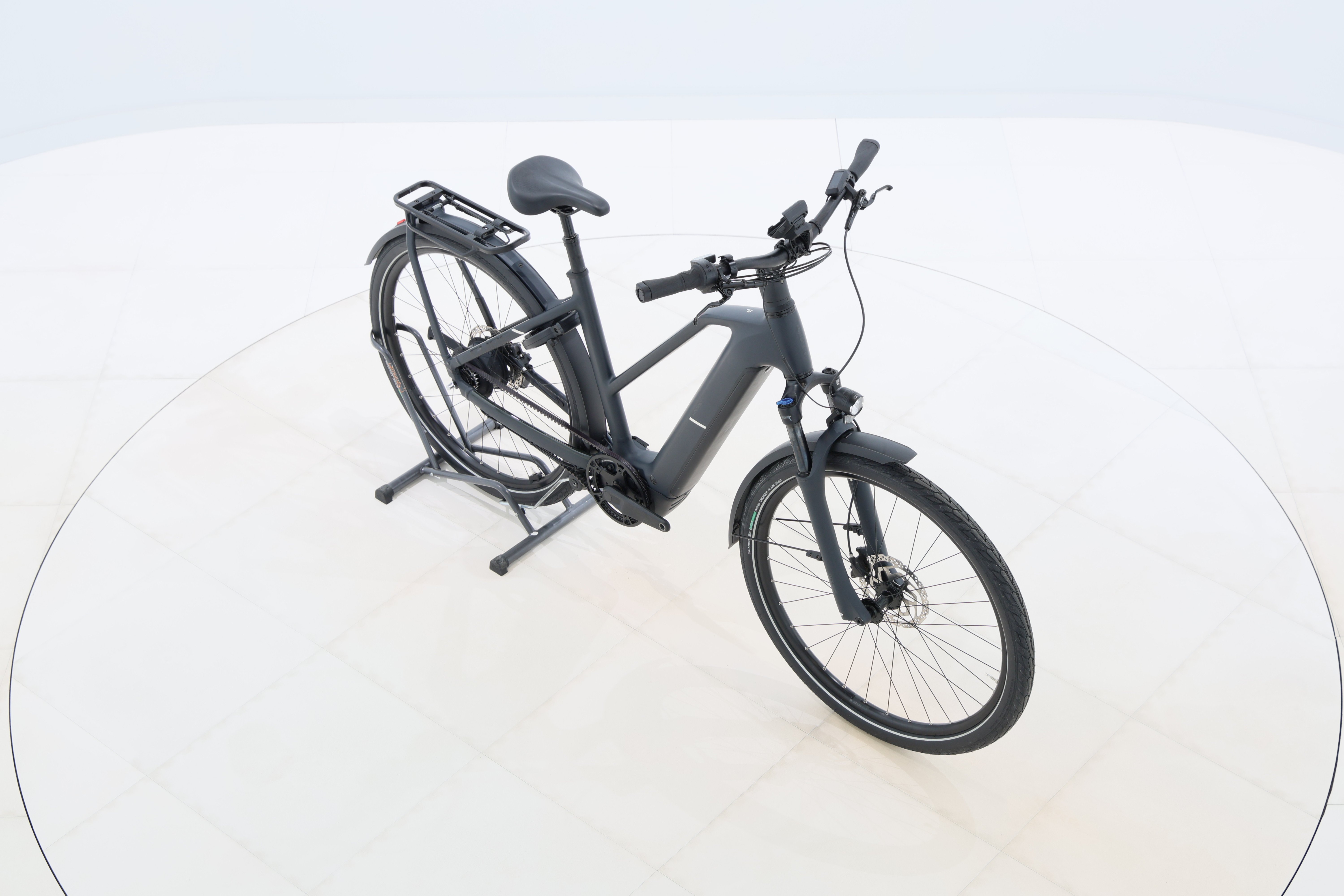 e5c8d053-438d-4516-9b4d-b8f3db537d99