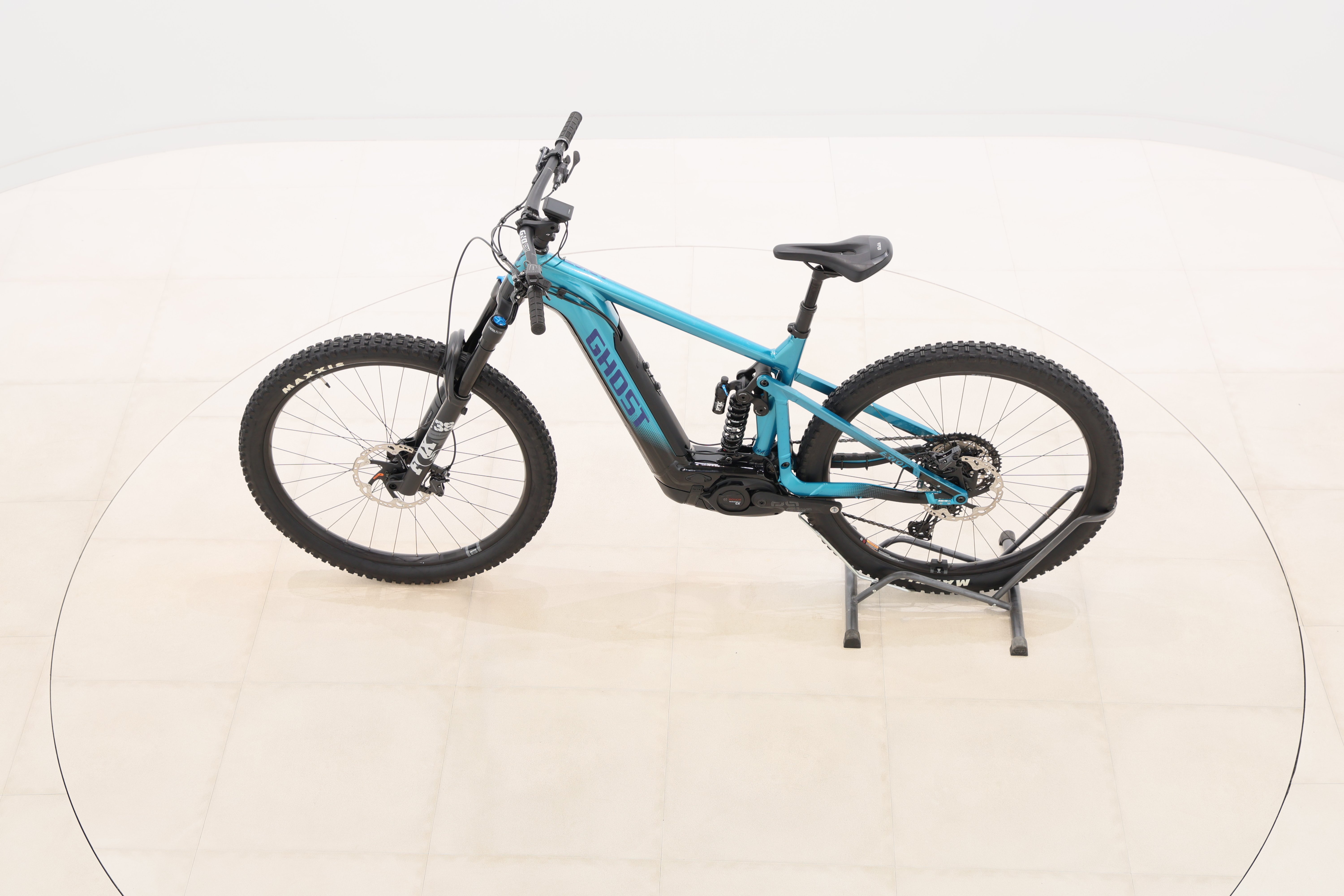d8b110f8-ddf1-4503-8d5f-ded1898caeb9