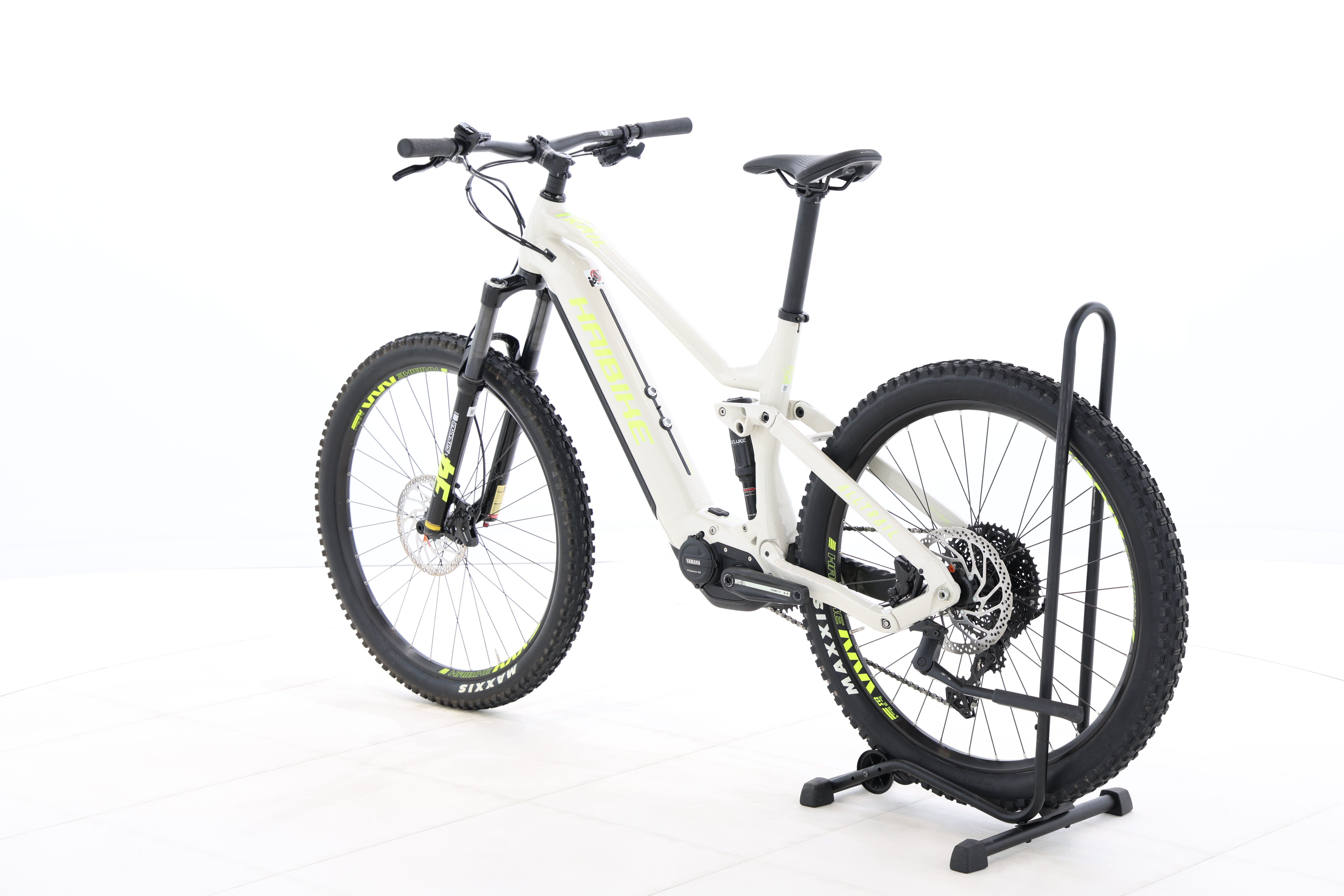 828b0a45-df28-41d3-8ead-7d617dc11d57