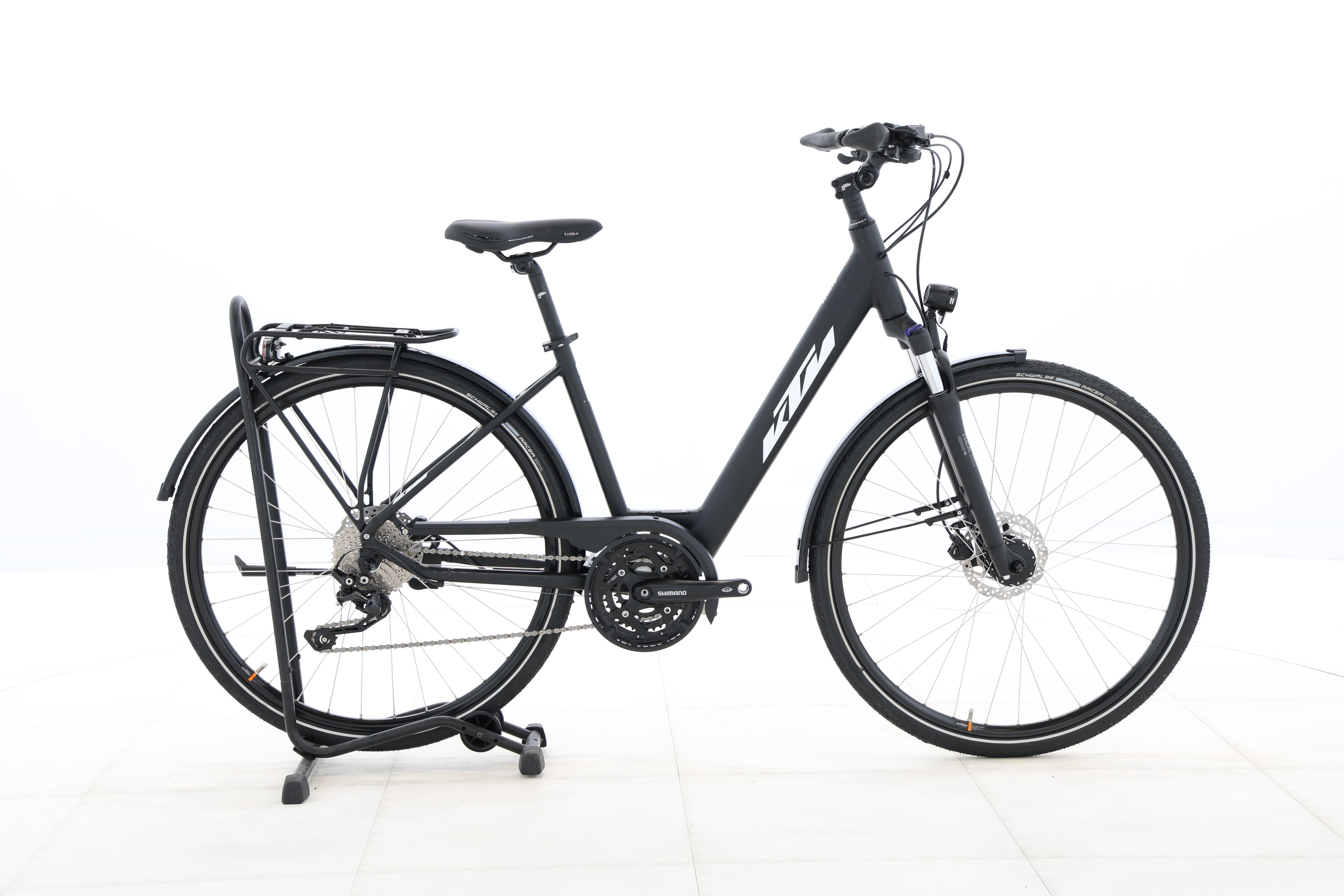 c4fa6f3a-e627-481e-af3f-810f71e56ca2