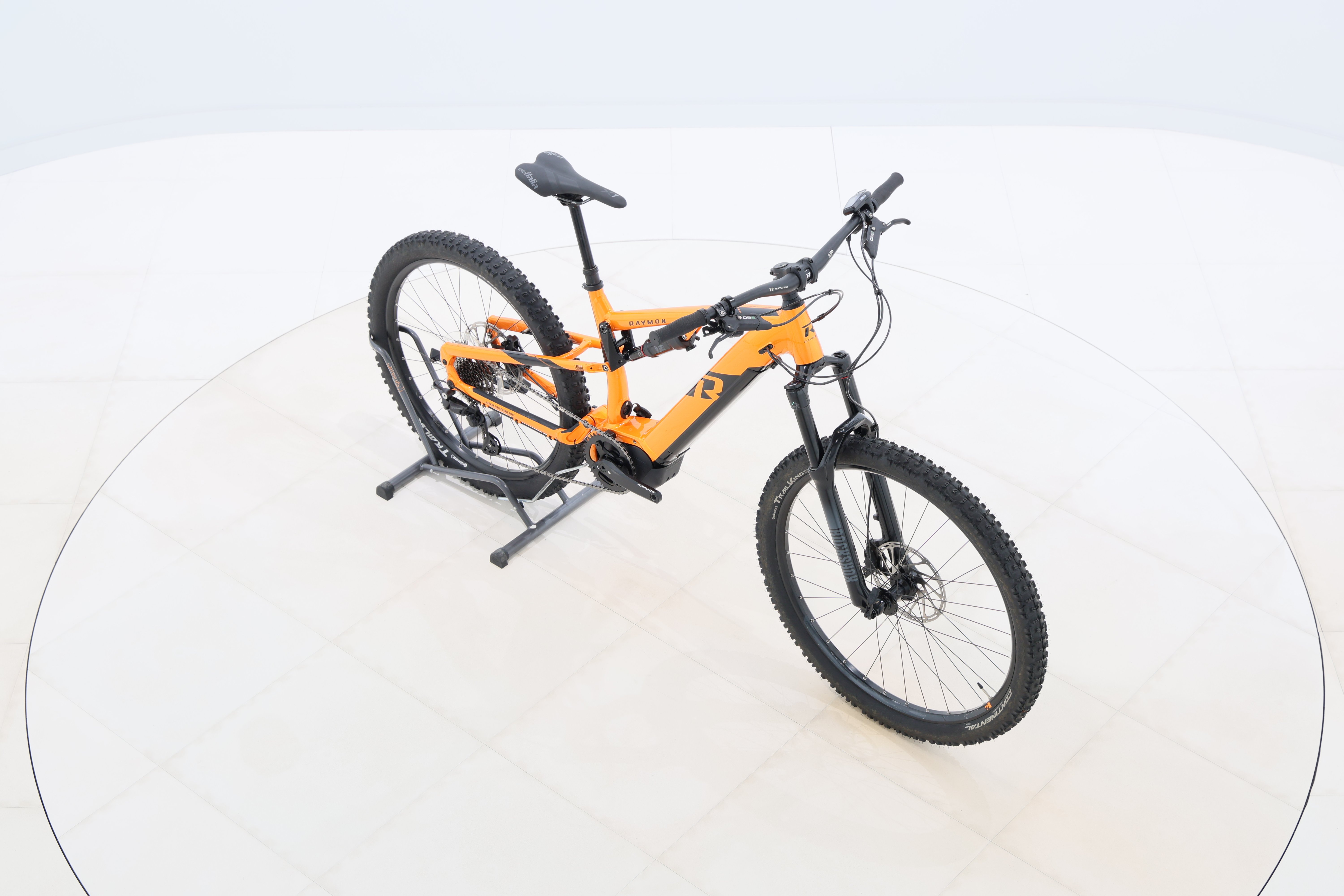 8e889ab0-1f78-4715-9eb4-9d0a790d1bec