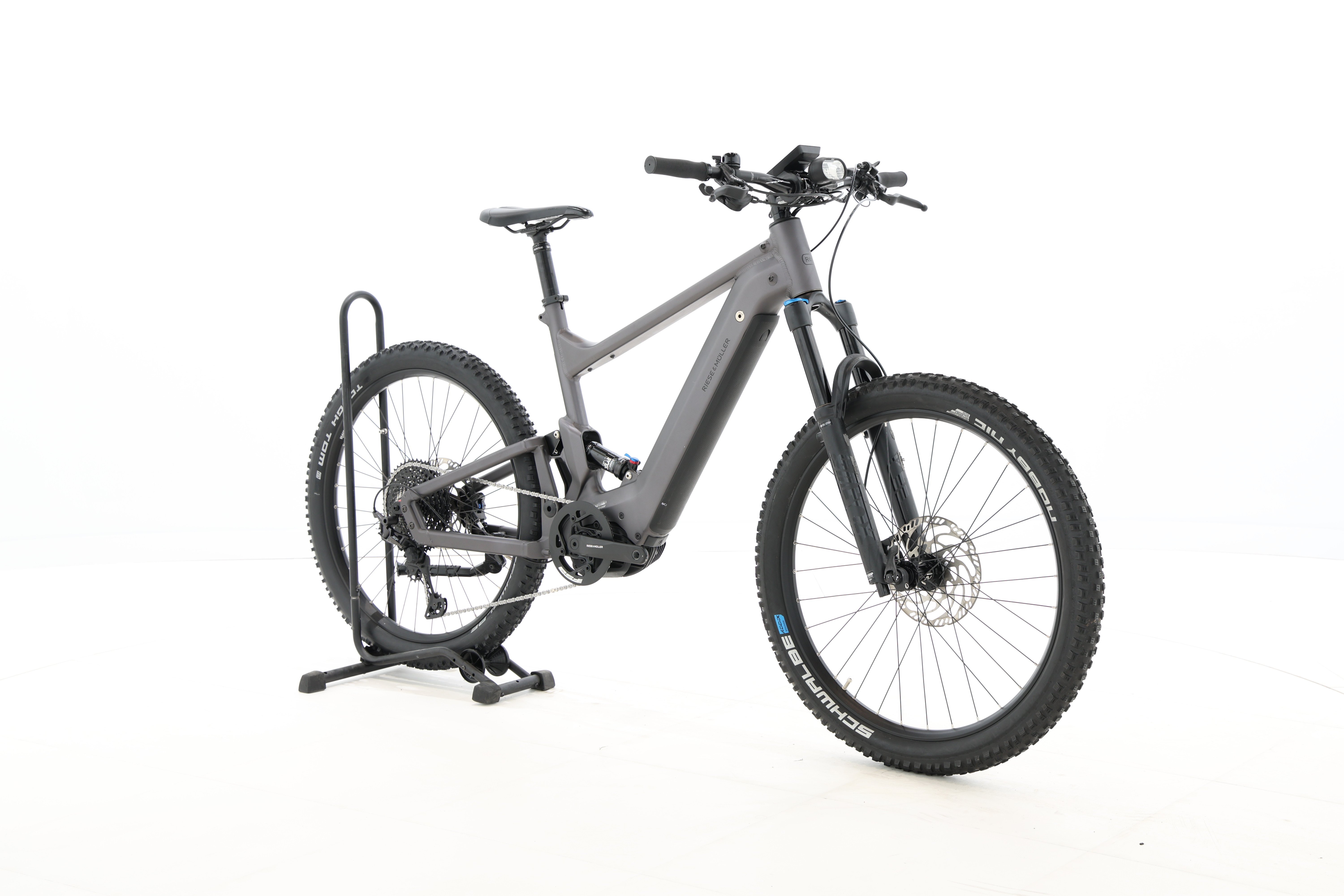 6c7e2429-5813-411b-a1c2-3e5ba2775c8f