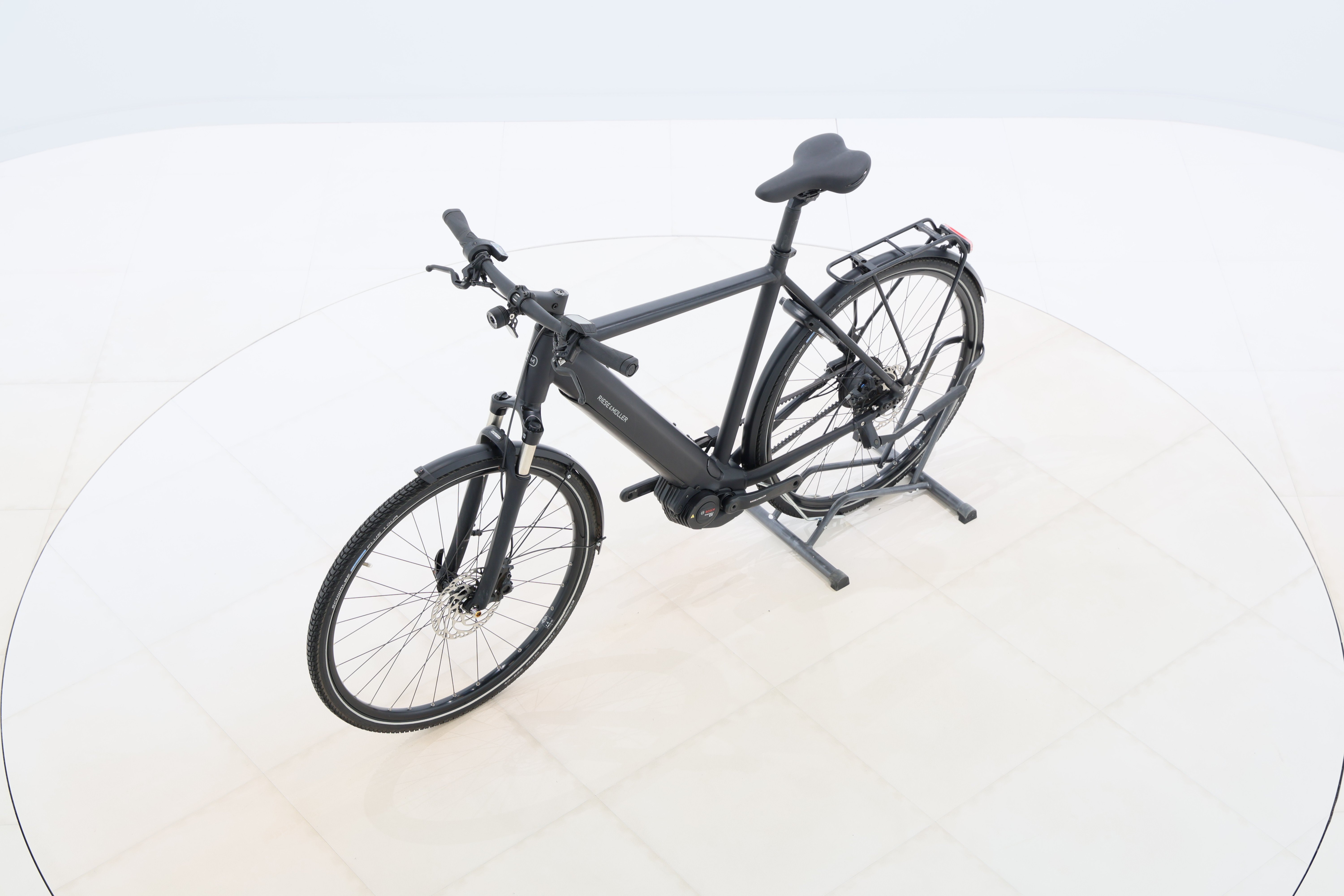 b6ef5f70-9dae-4cfb-b804-7d13288f9f58