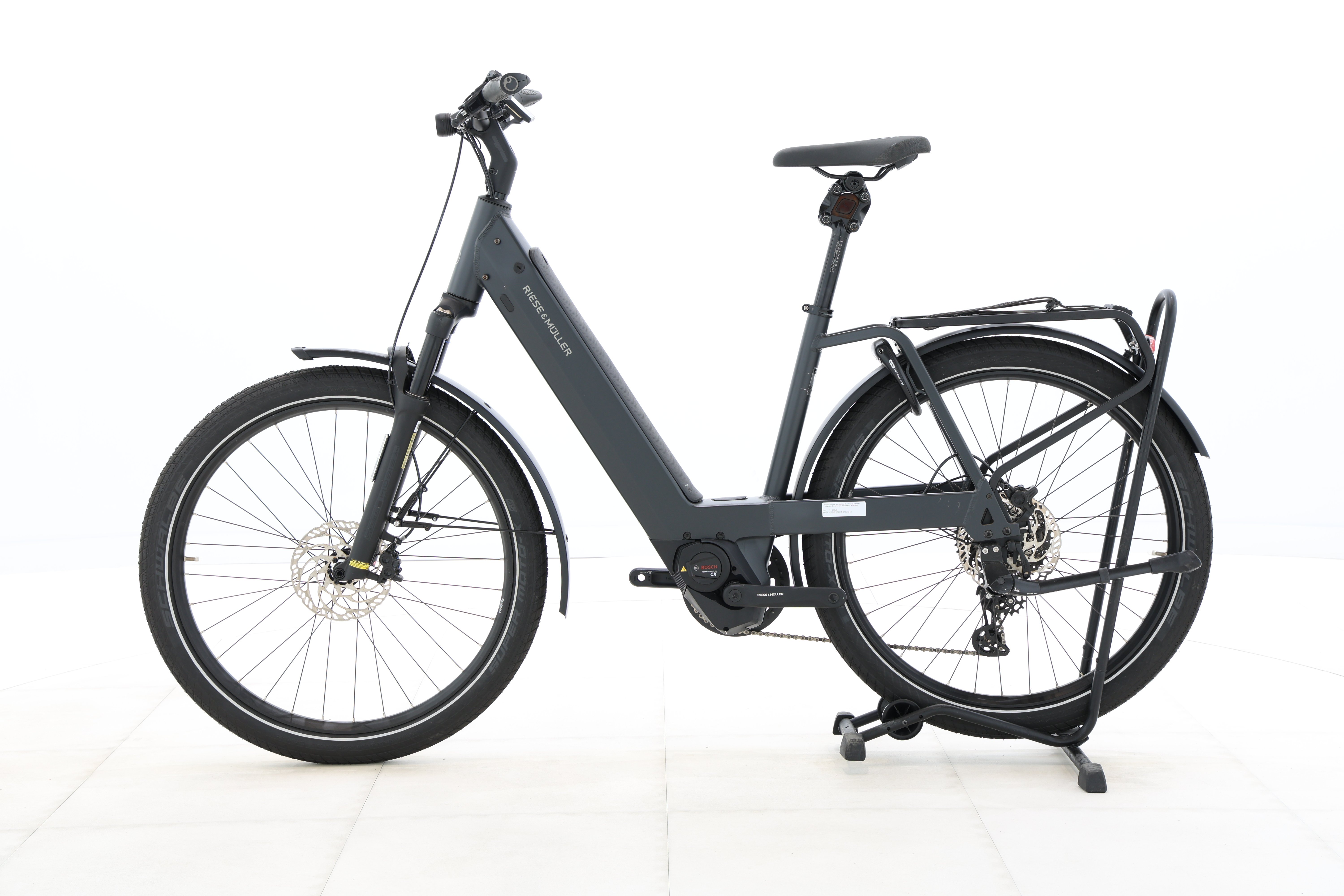 8716874d-d4d6-4fd7-8c84-02272bab0e4b