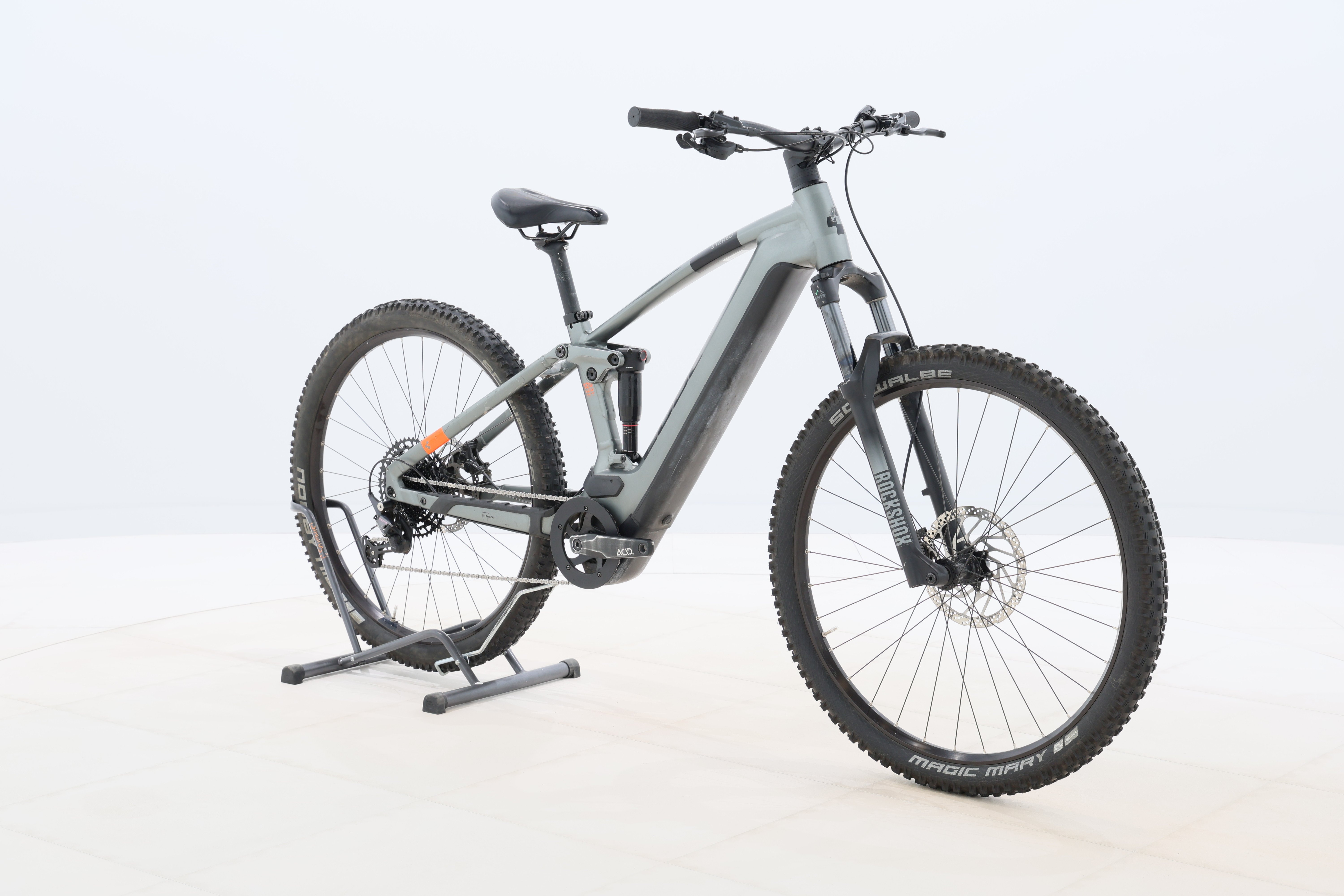 7b081379-7e8f-4ae8-b98f-17d8d456b032