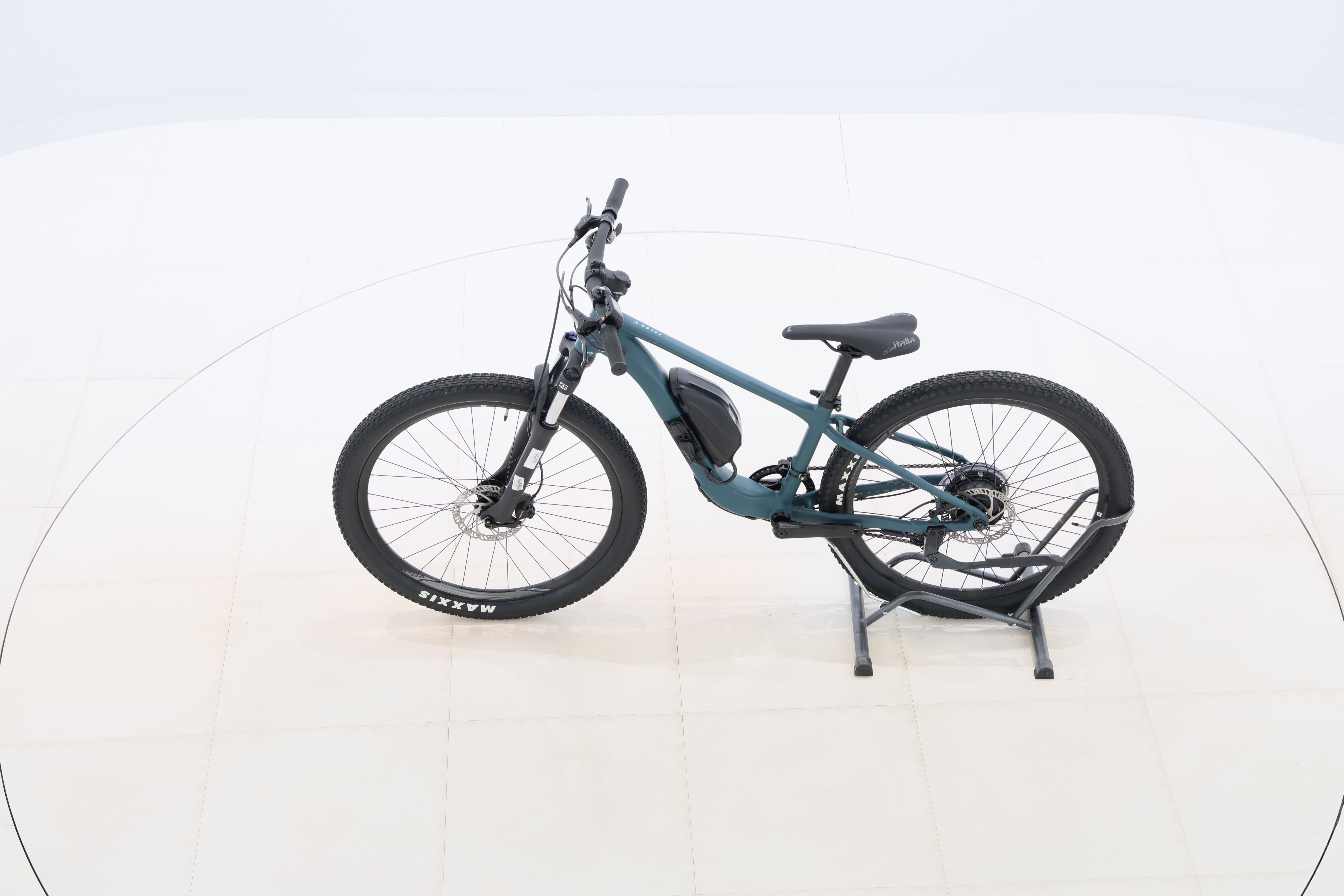 a7b29011-9aed-419b-a093-30ab254f91ca